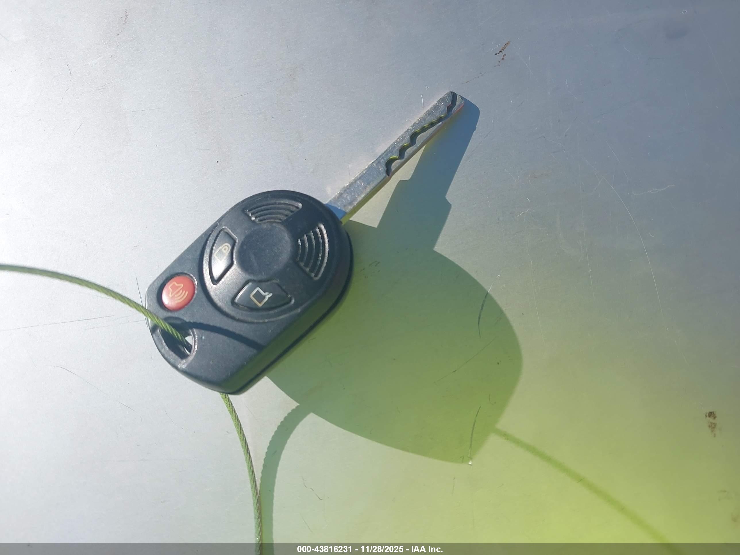 FORD ESCAPE image 11