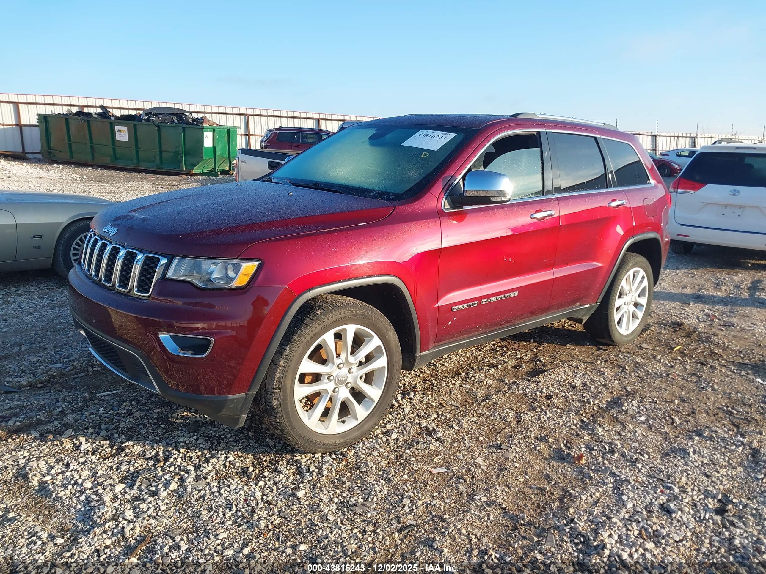 JEEP GRAND image 2