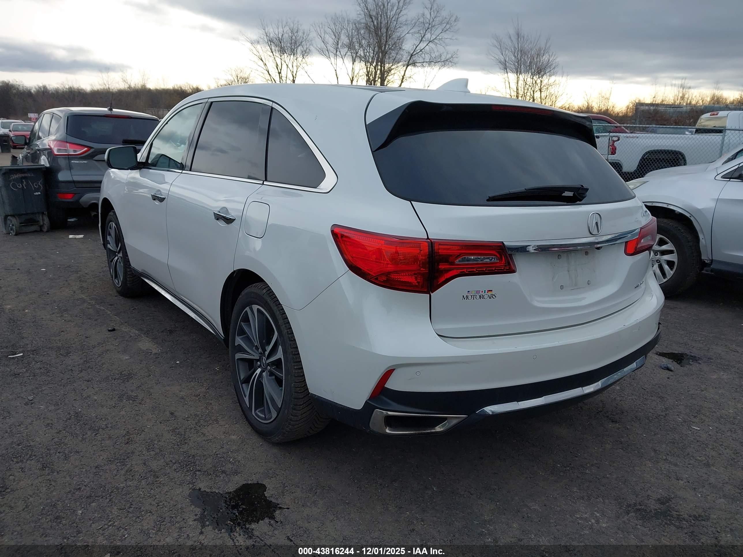 ACURA MDX image 3