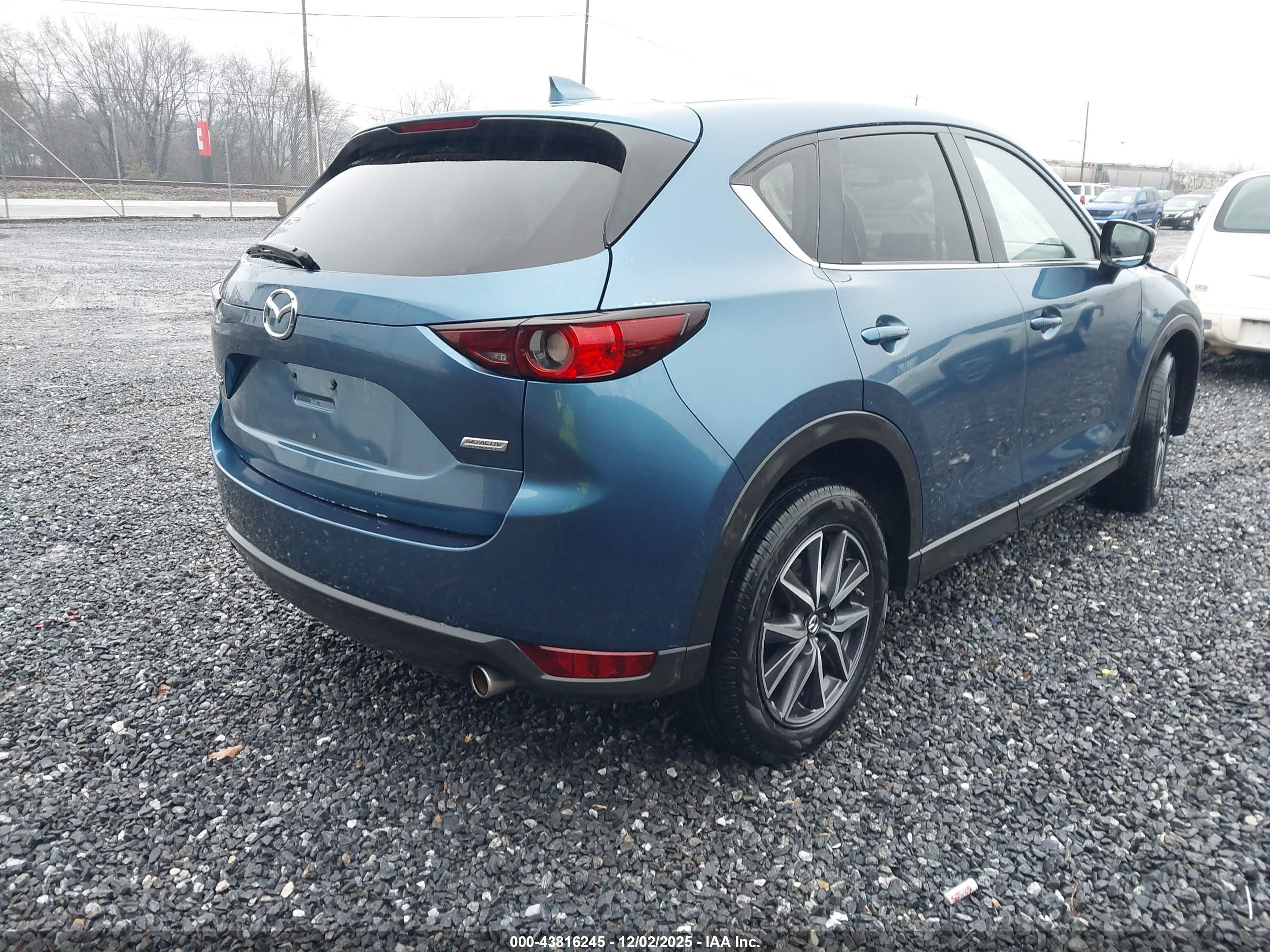 MAZDA CX-5 image 4