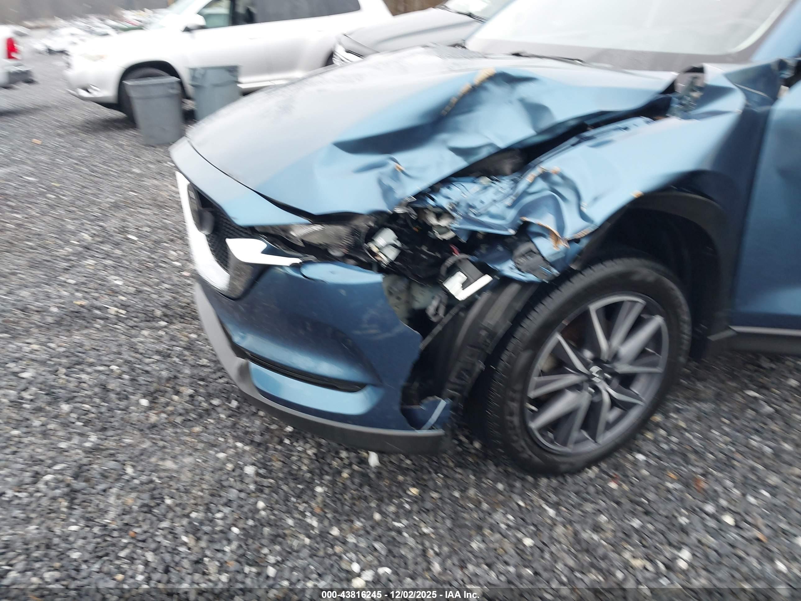 MAZDA CX-5 image 6