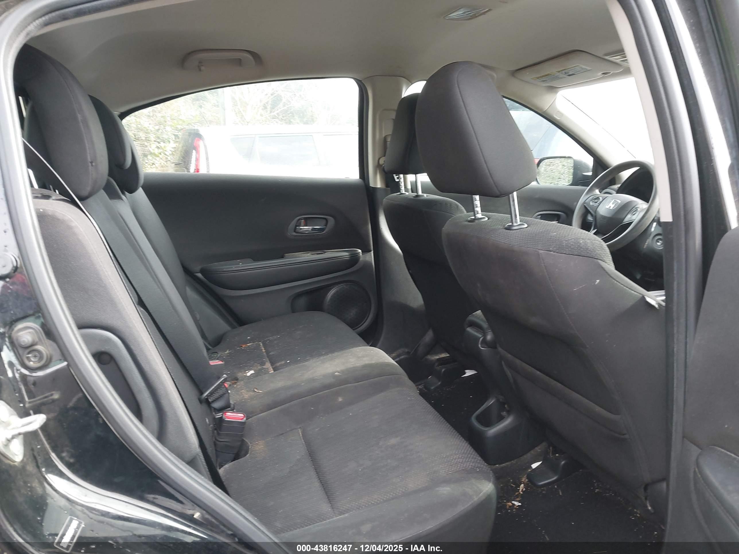 HONDA HR-V image 8