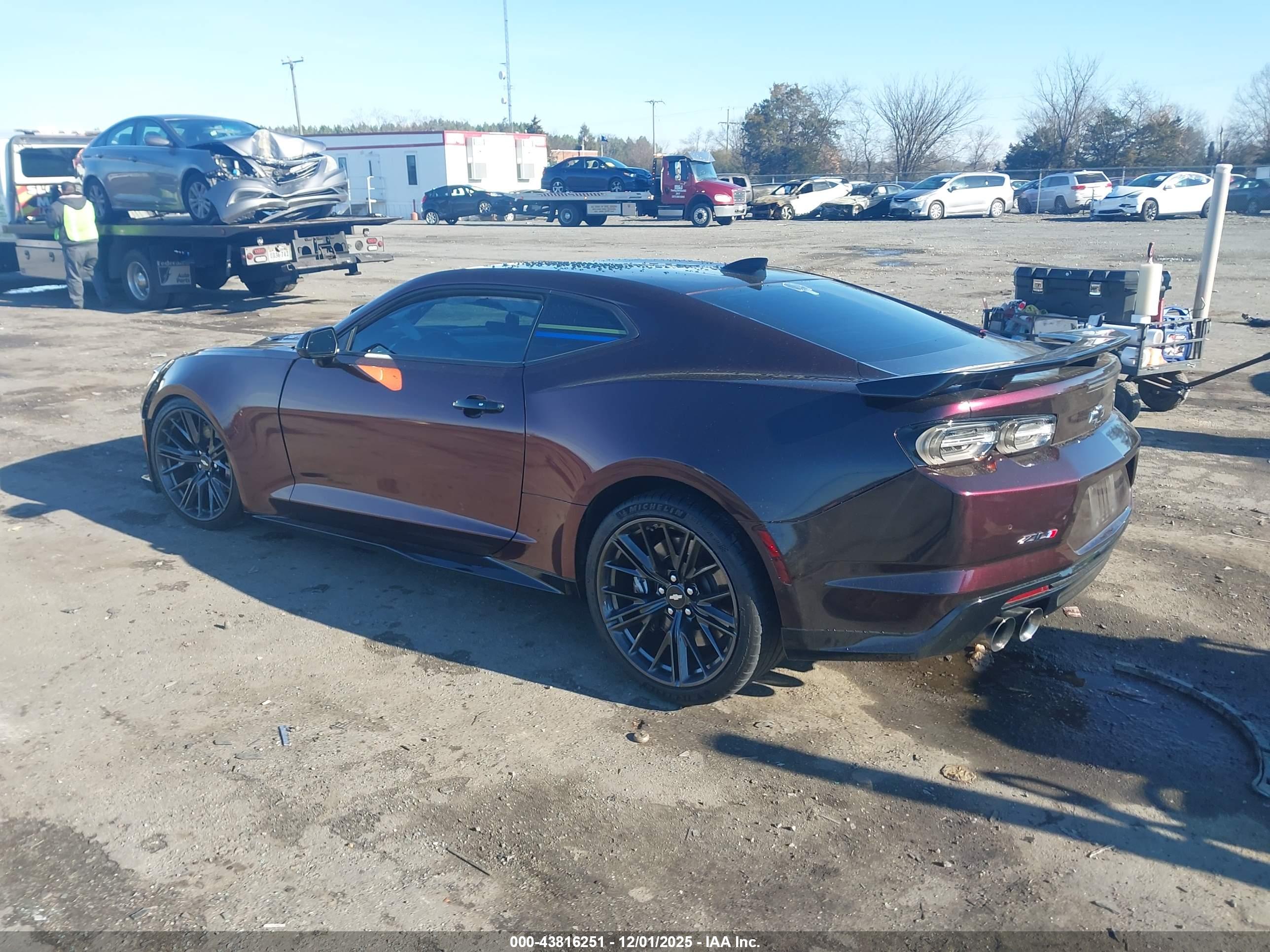CHEVROLET CAMARO image 3
