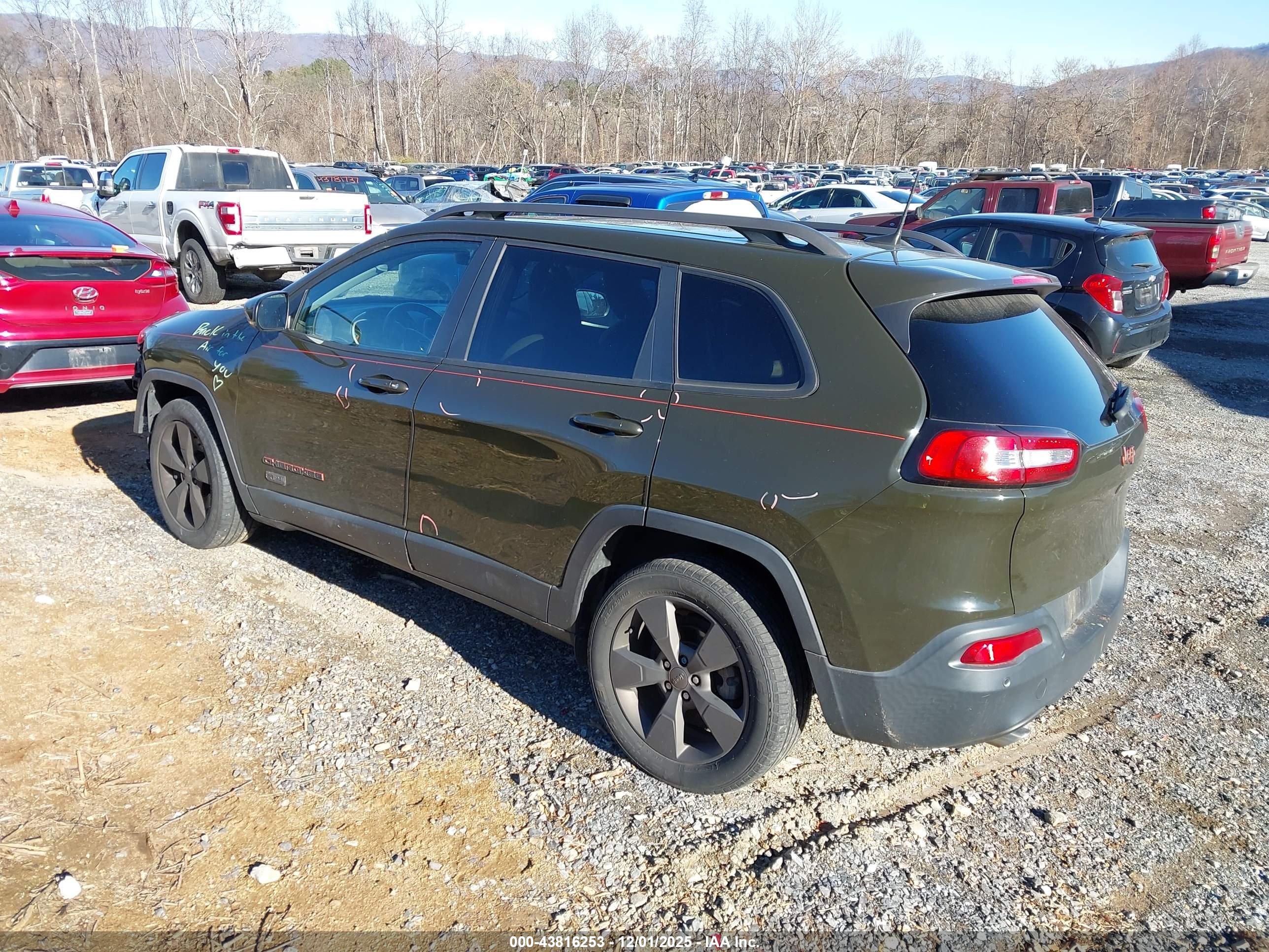 JEEP CHEROKEE image 3