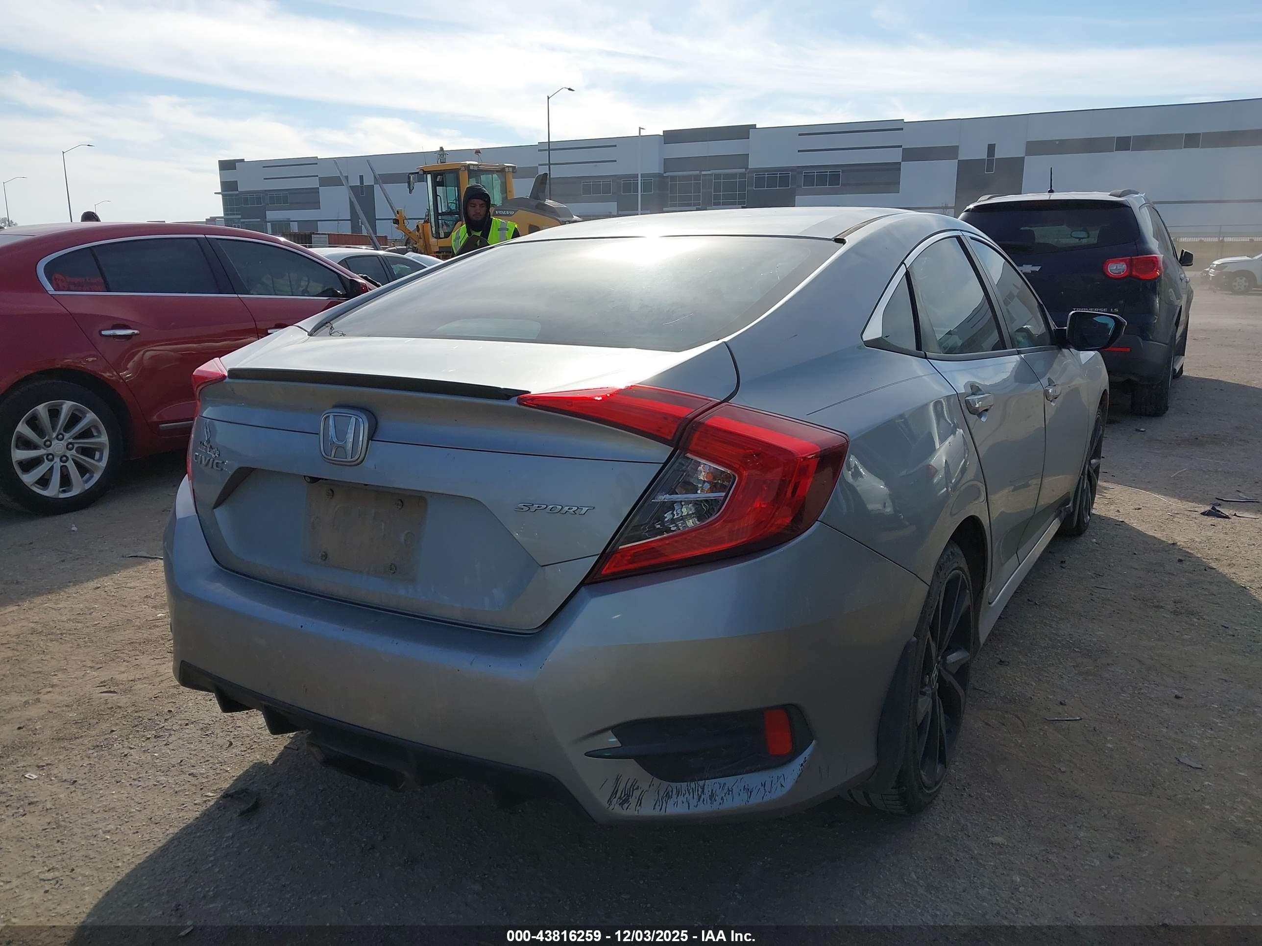 HONDA CIVIC image 4