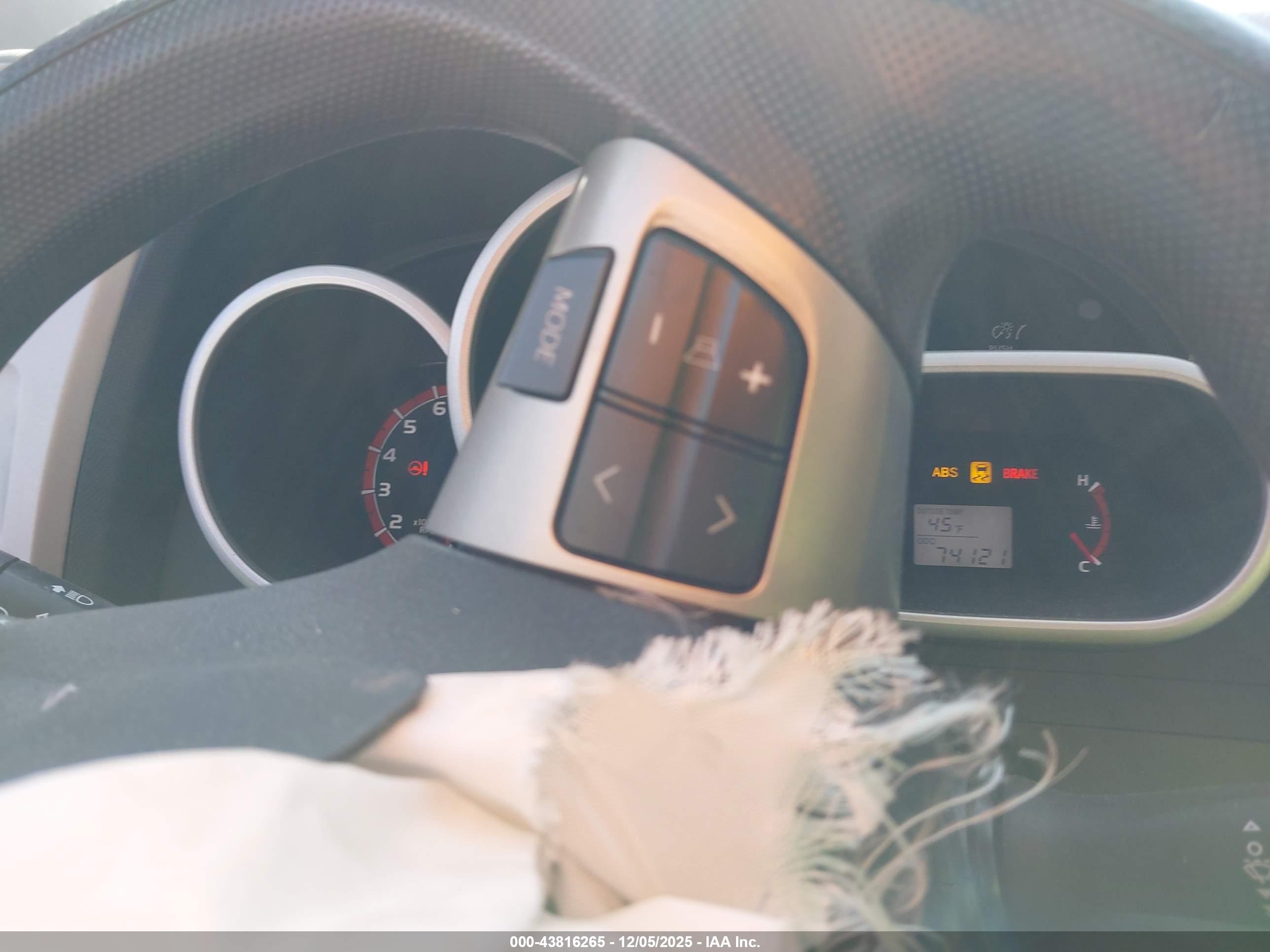 TOYOTA MATRIX image 7