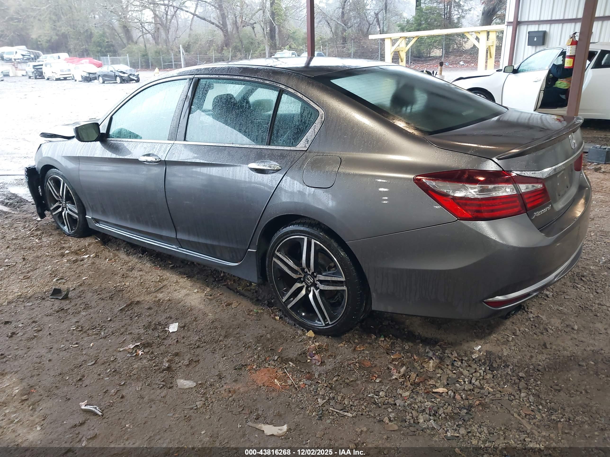HONDA ACCORD image 3