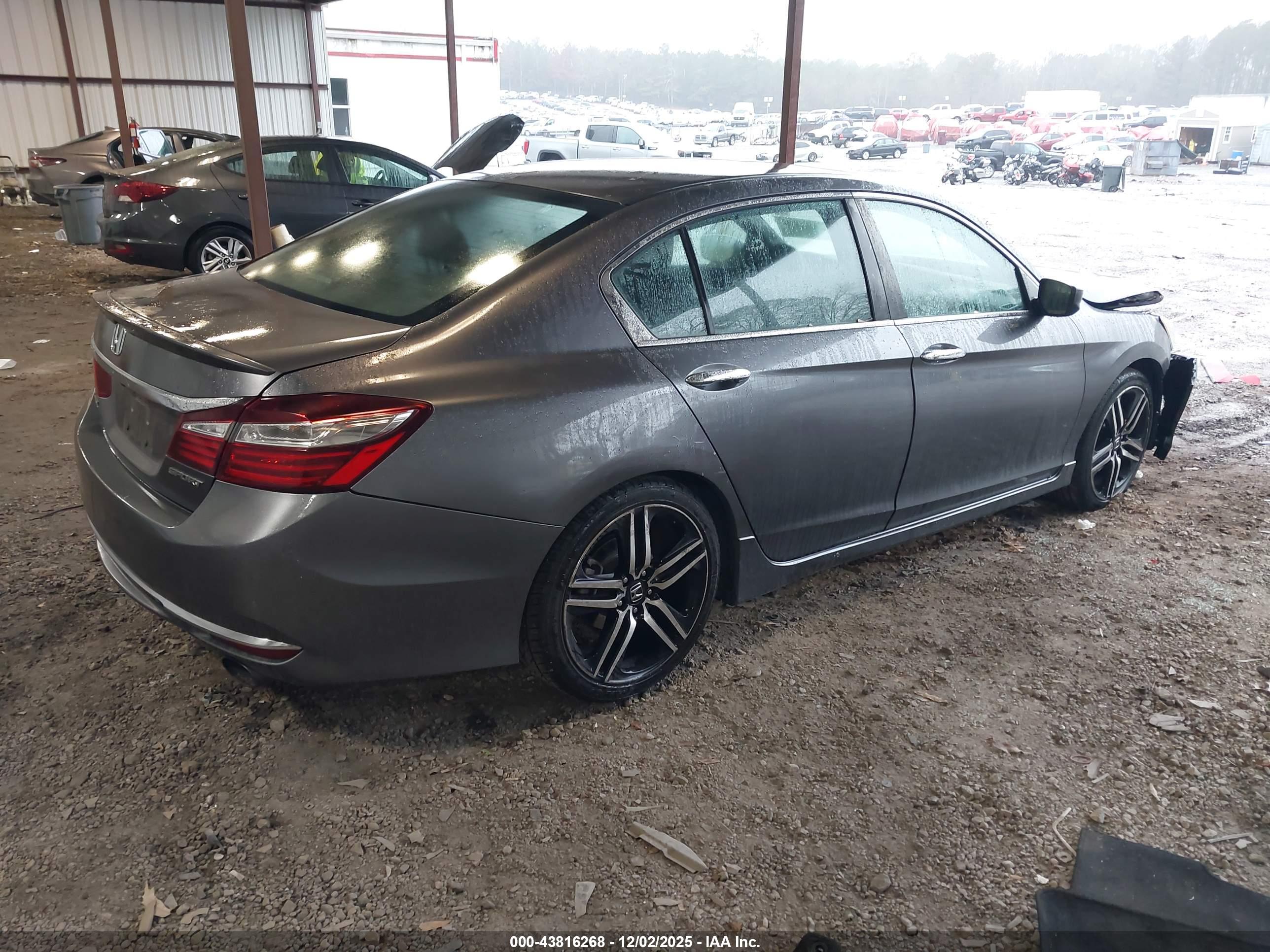 HONDA ACCORD image 4