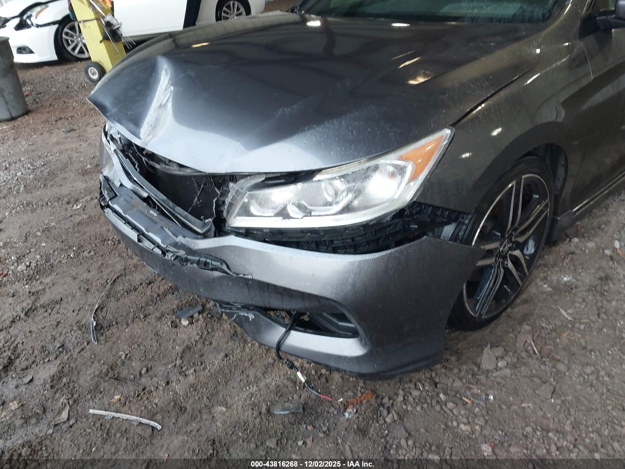 HONDA ACCORD image 6