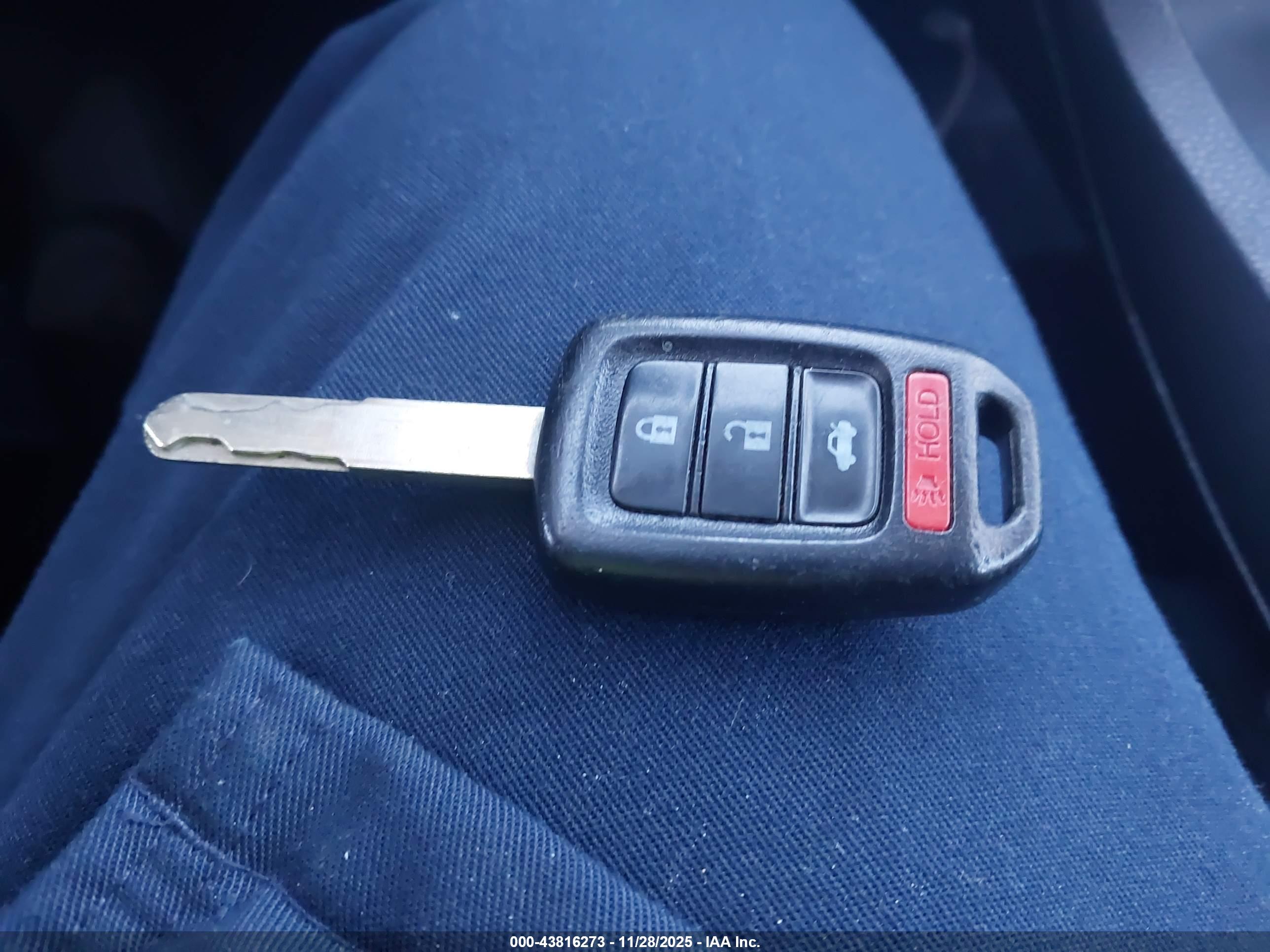 HONDA CIVIC image 11