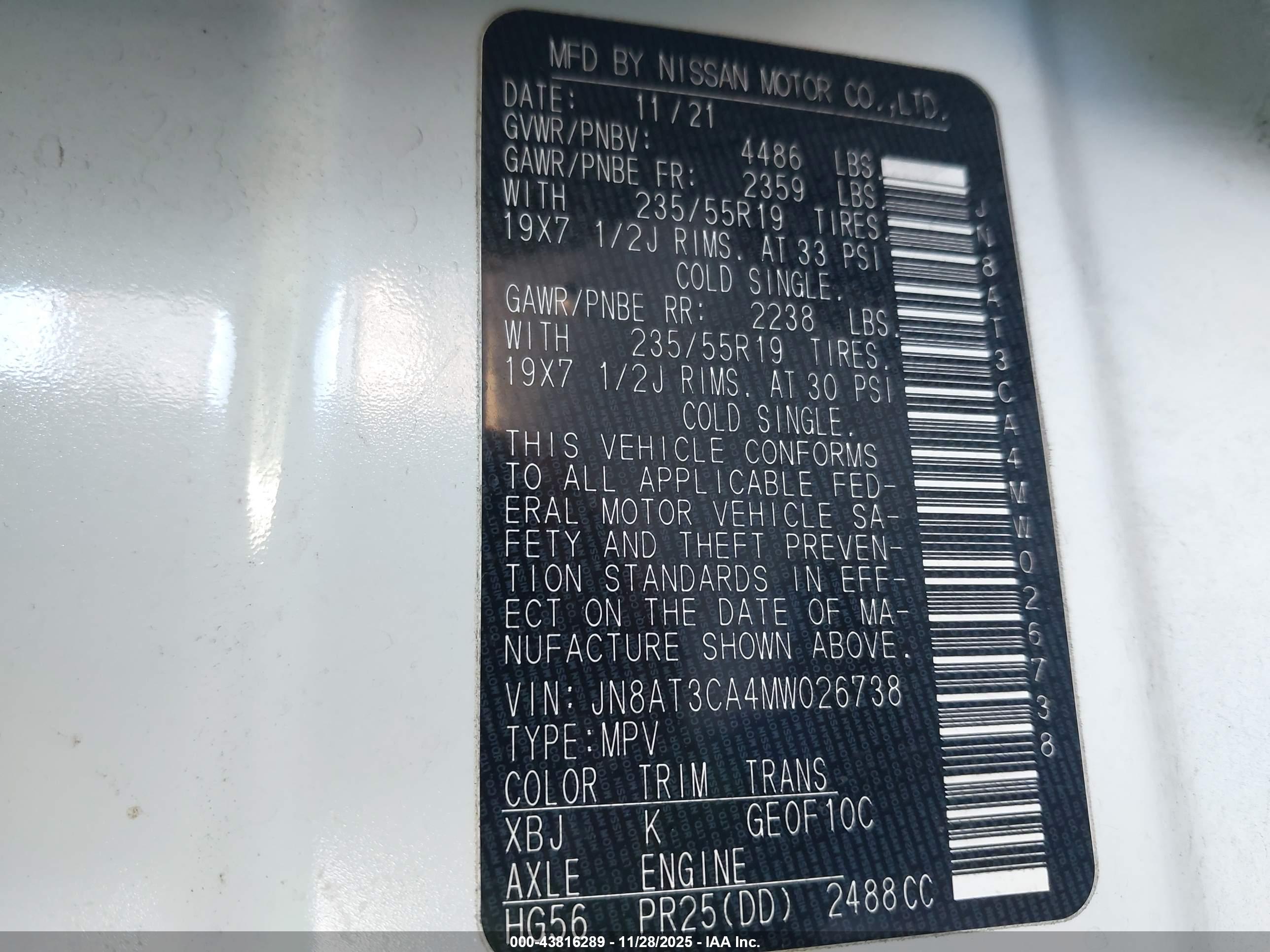 NISSAN ROGUE image 9