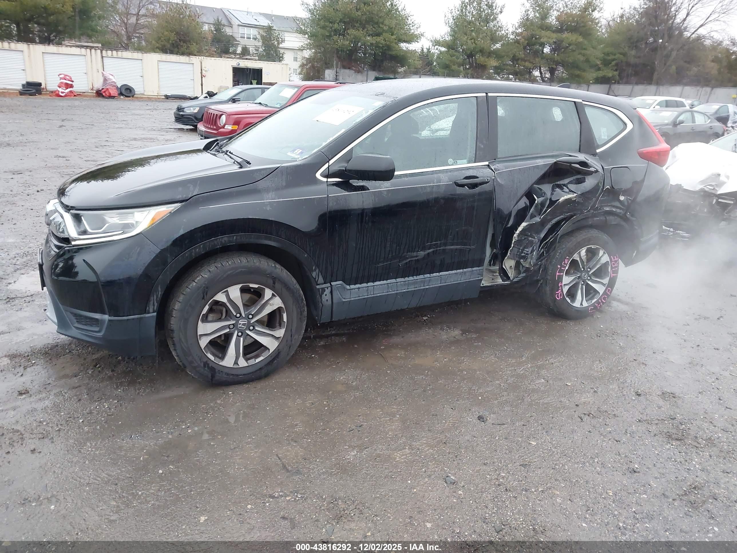 HONDA CR-V image 2