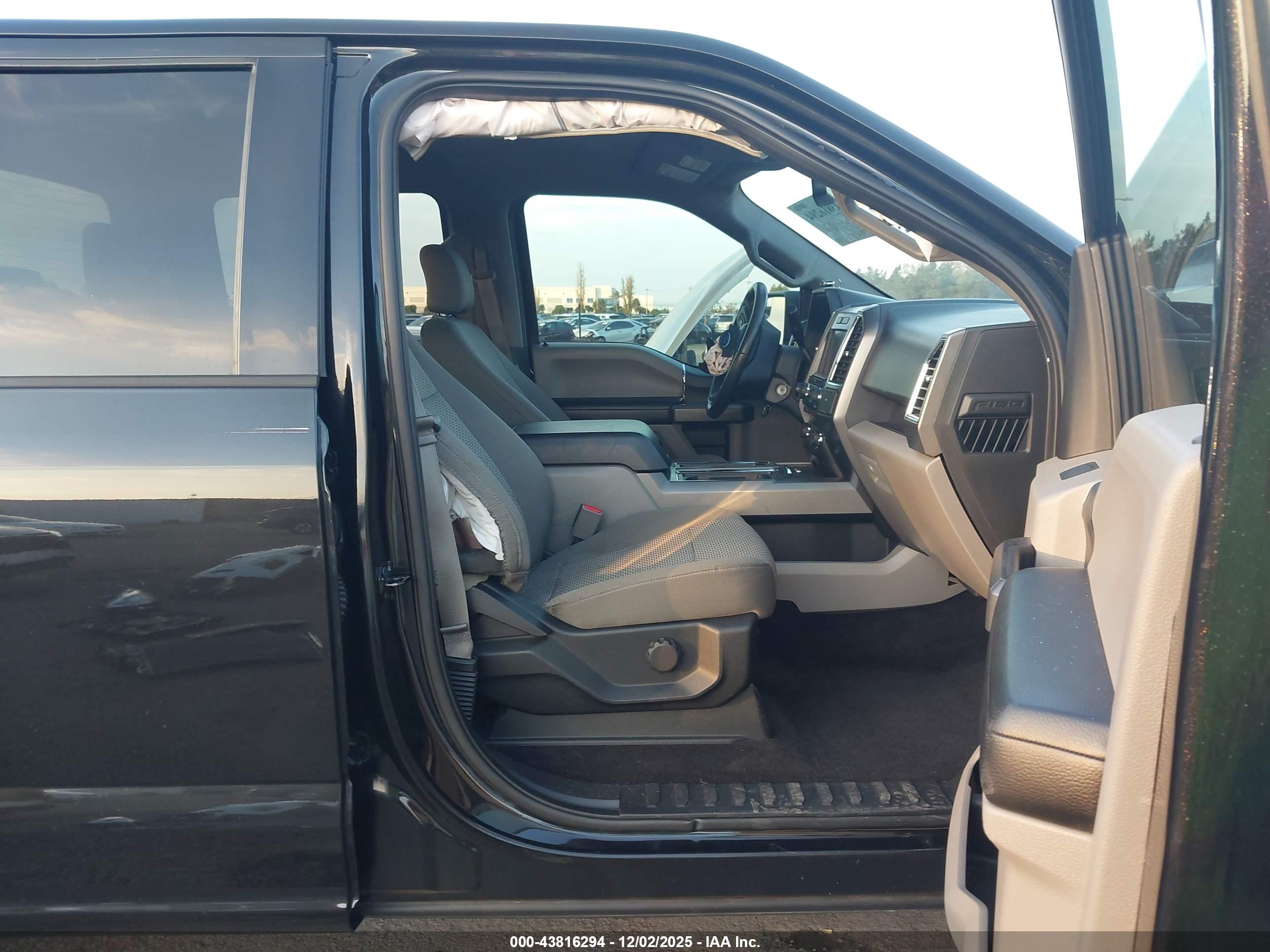 FORD F-150 image 5