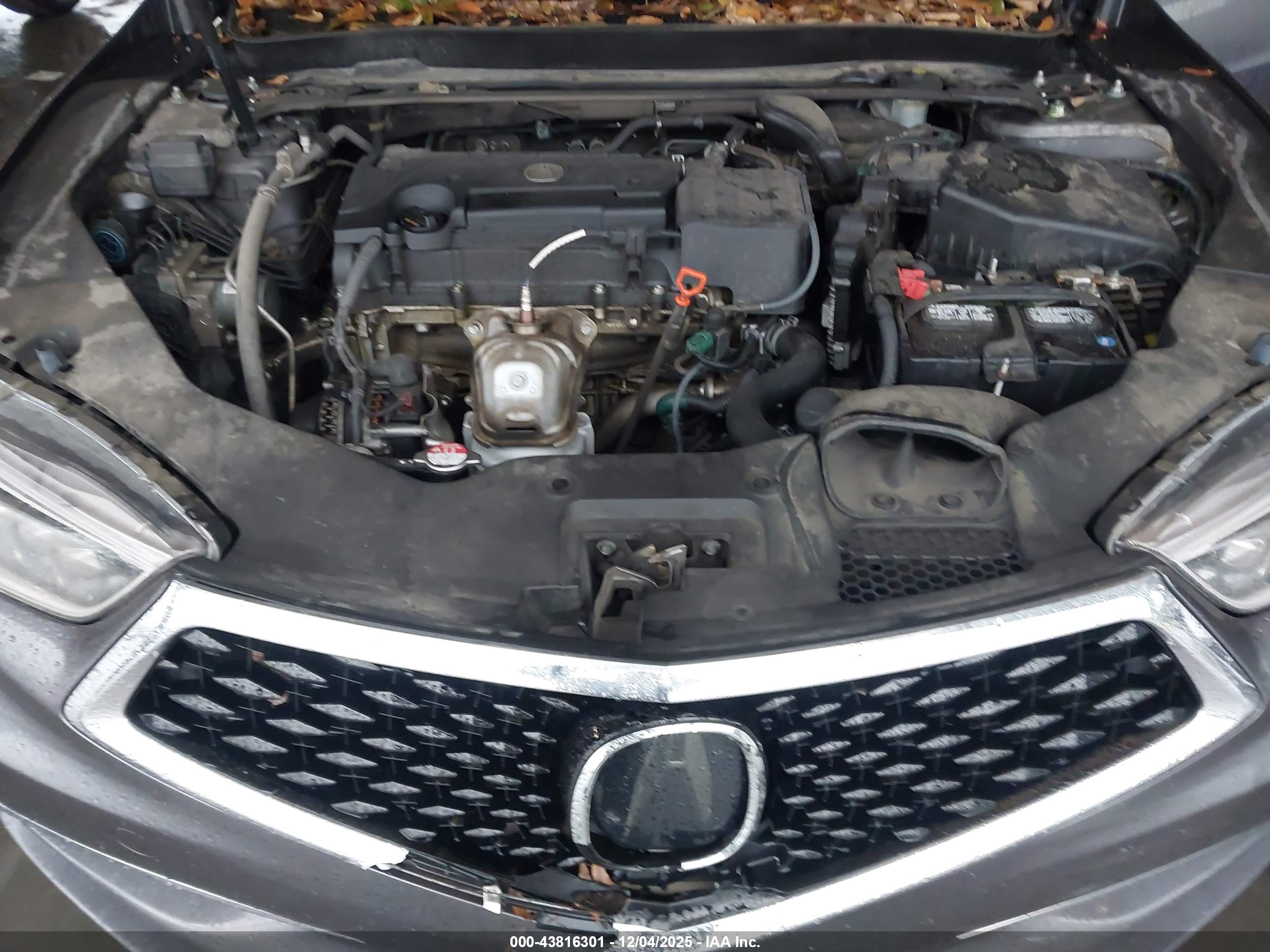 ACURA TLX image 10