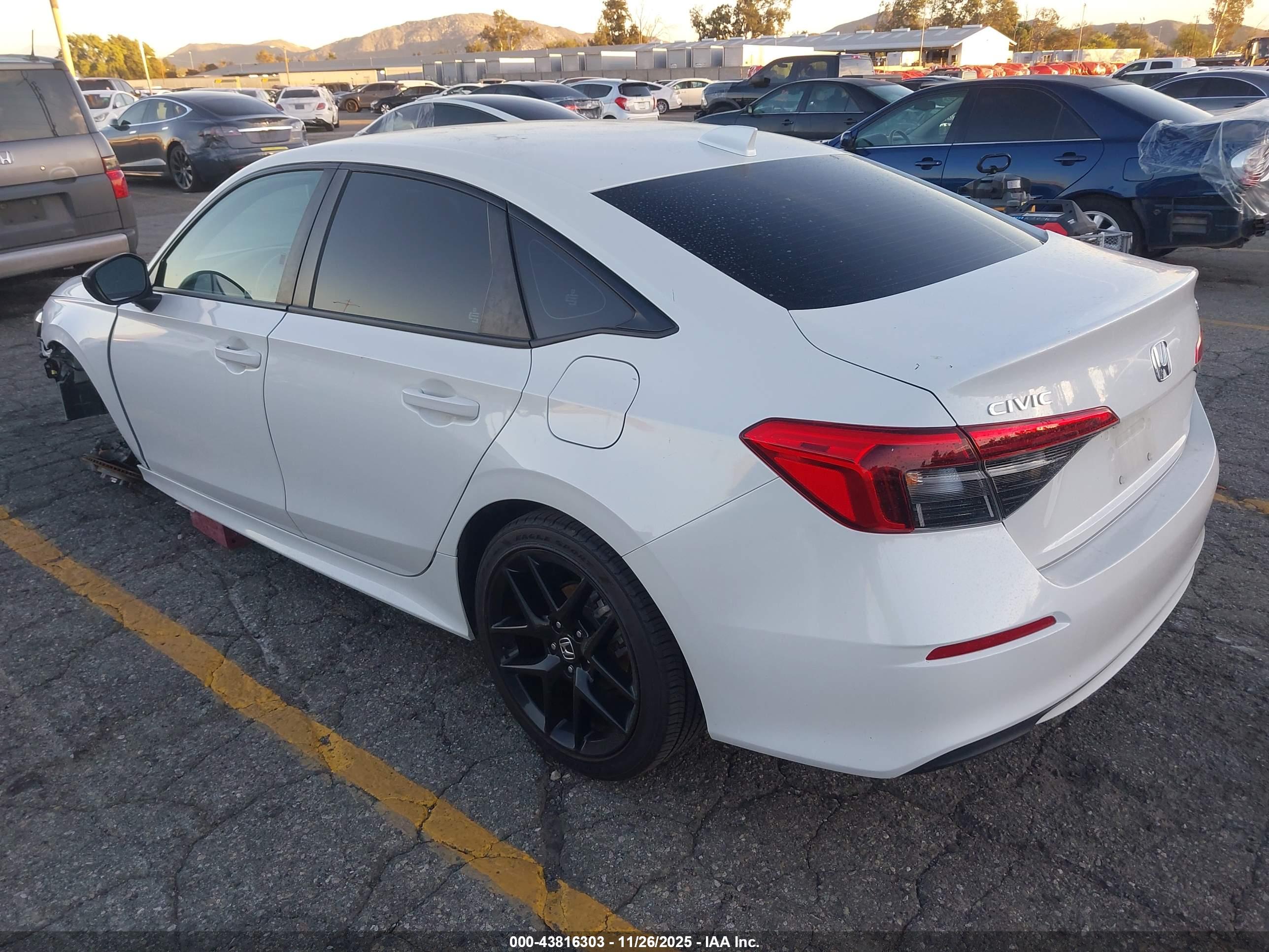 HONDA CIVIC image 3