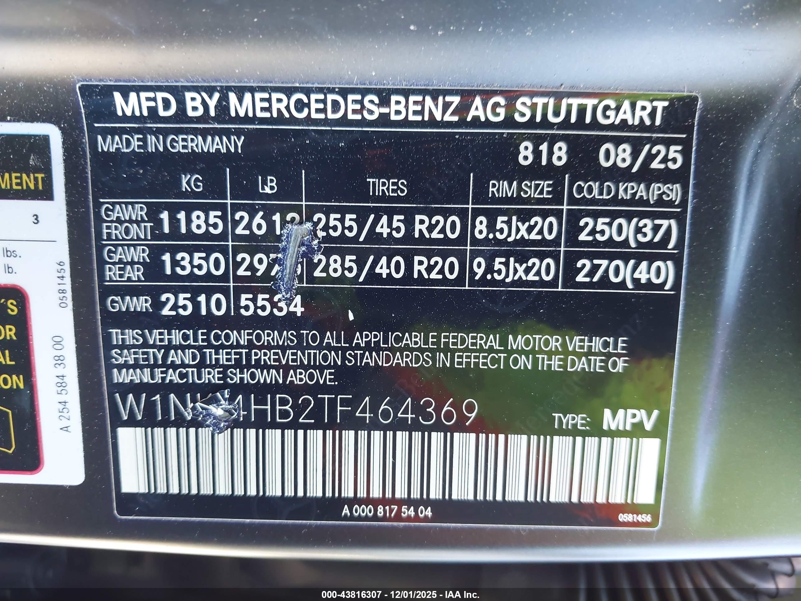 MERCEDES-BENZ GLC image 9