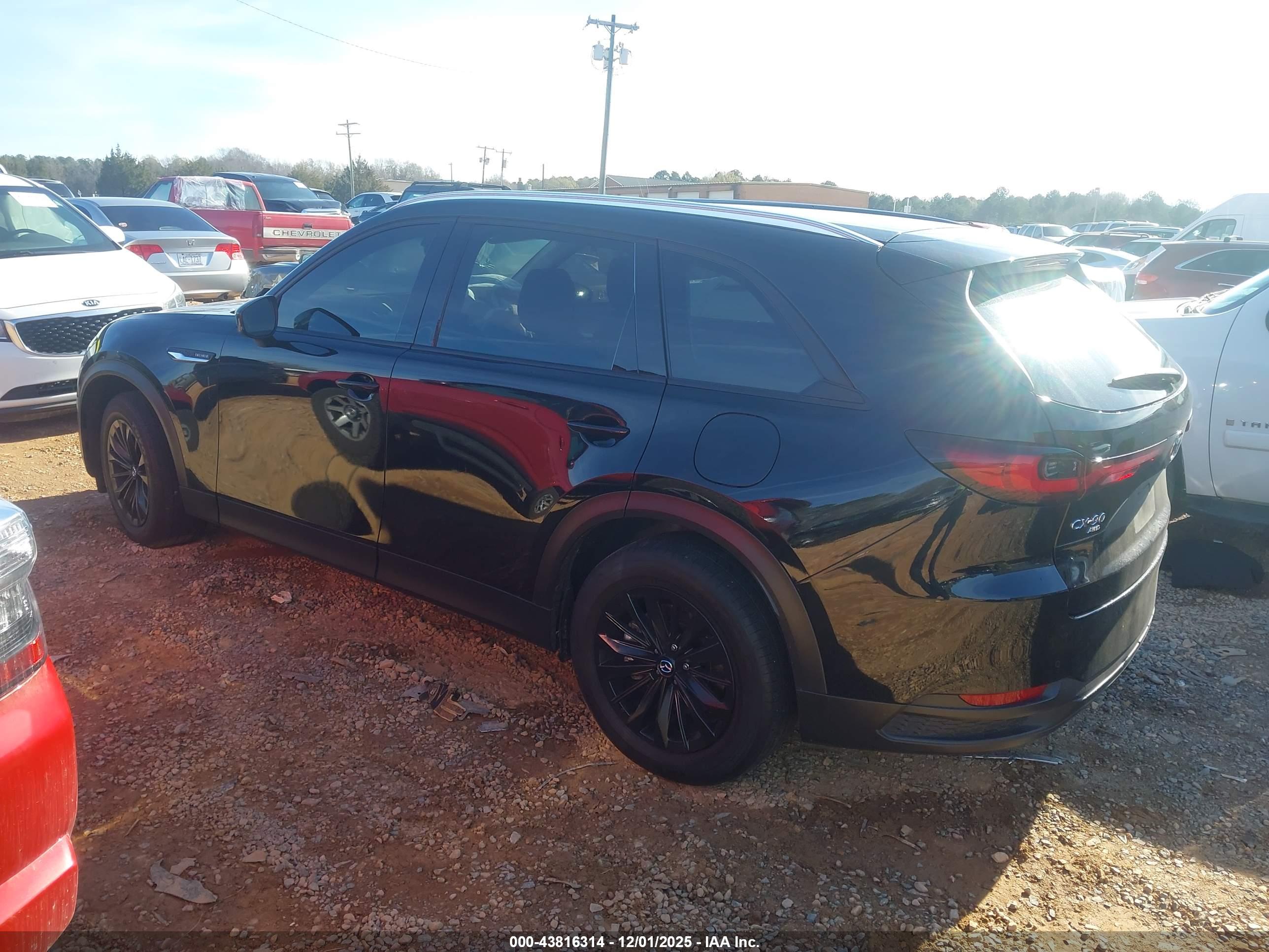 MAZDA CX-90 image 3