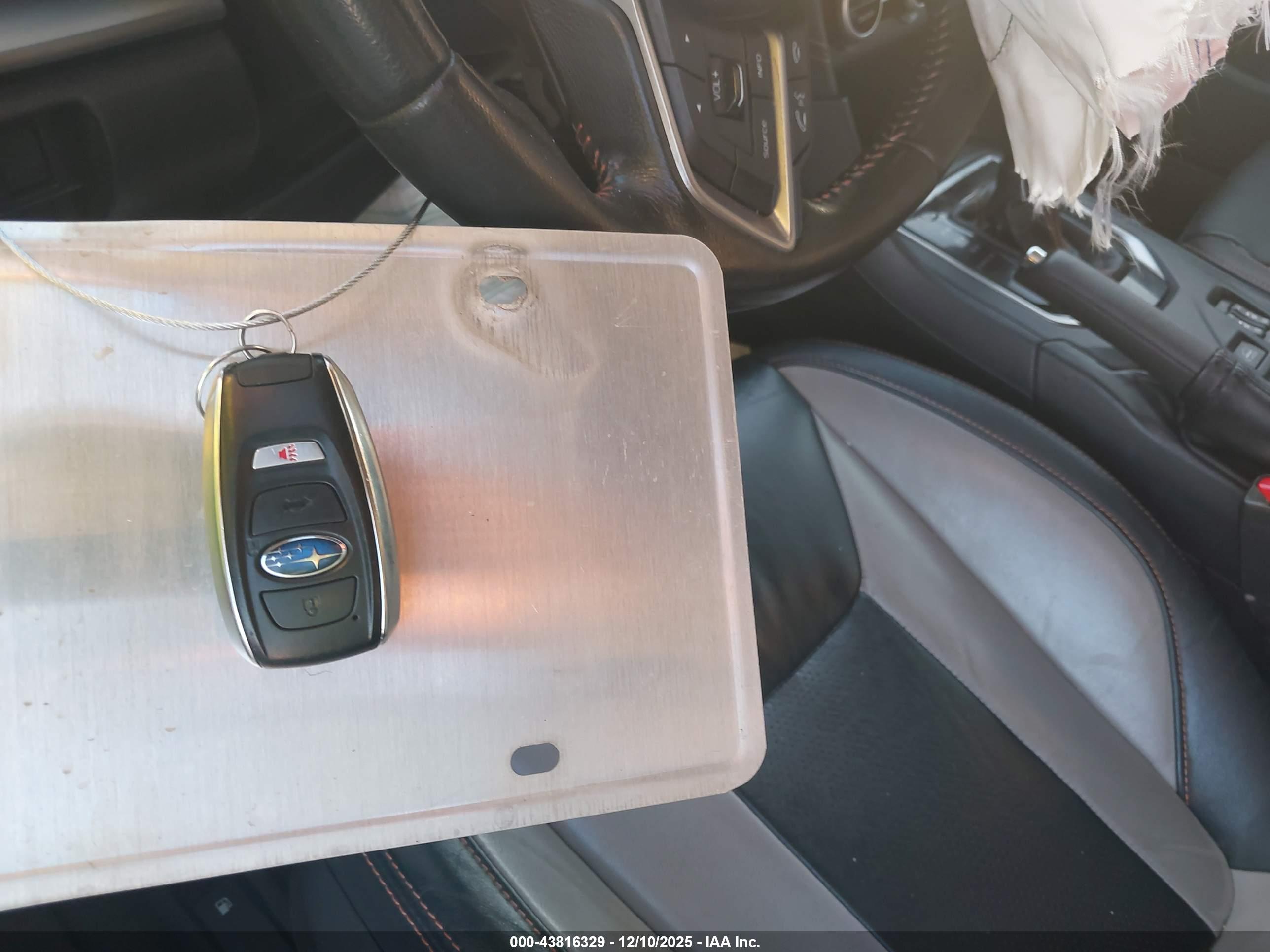 SUBARU CROSSTREK image 11