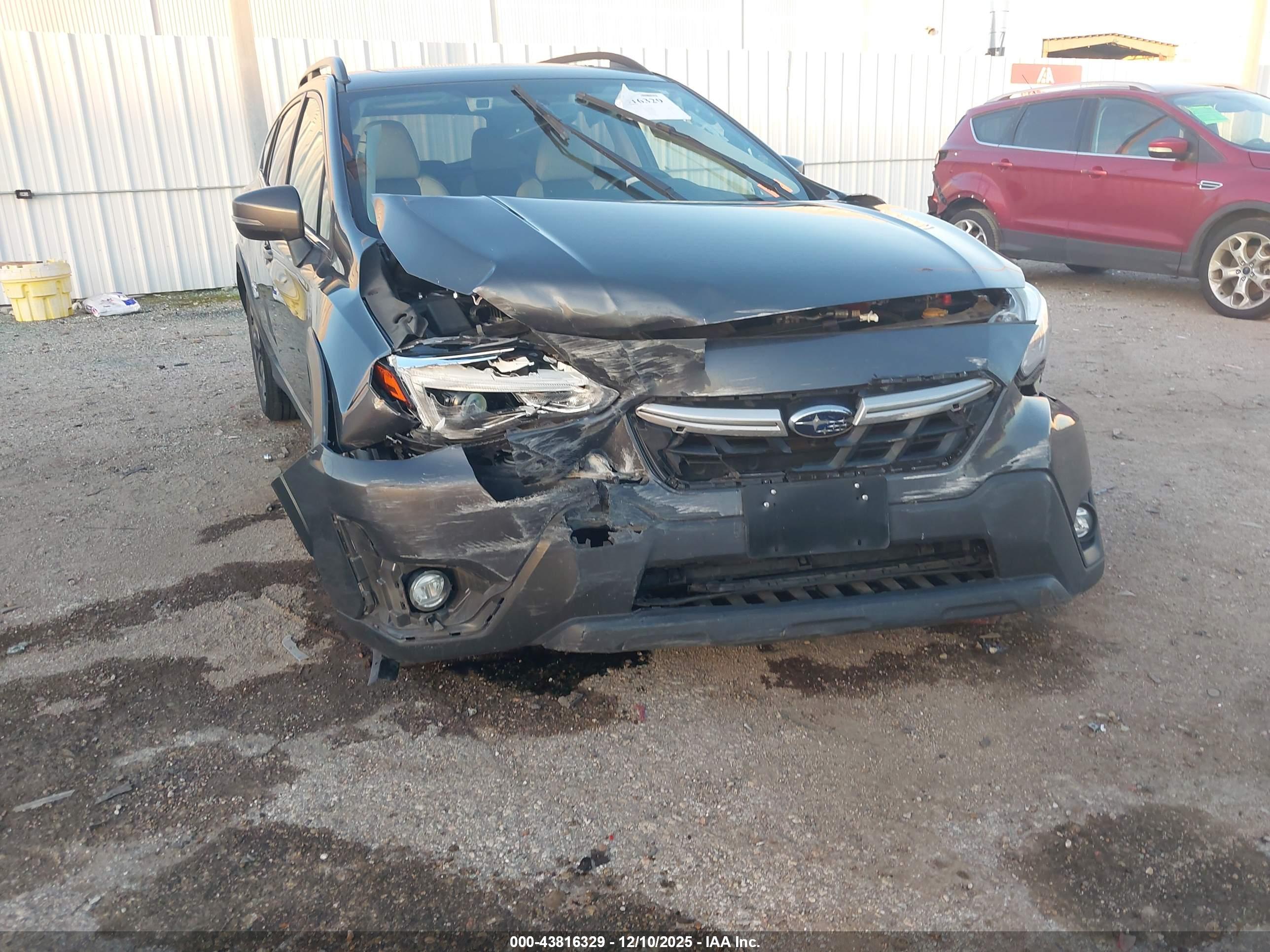 SUBARU CROSSTREK image 6