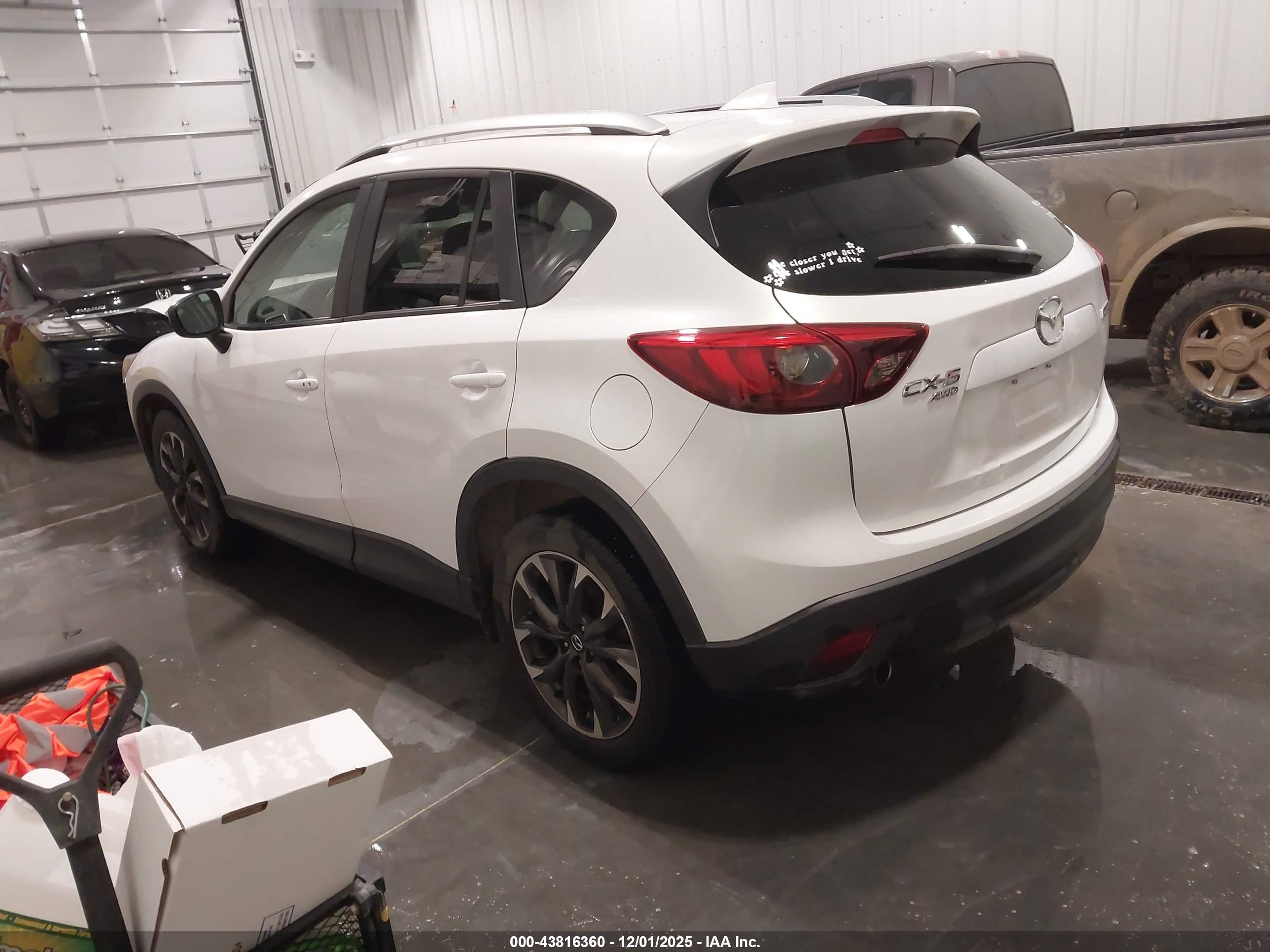MAZDA CX-5 image 3
