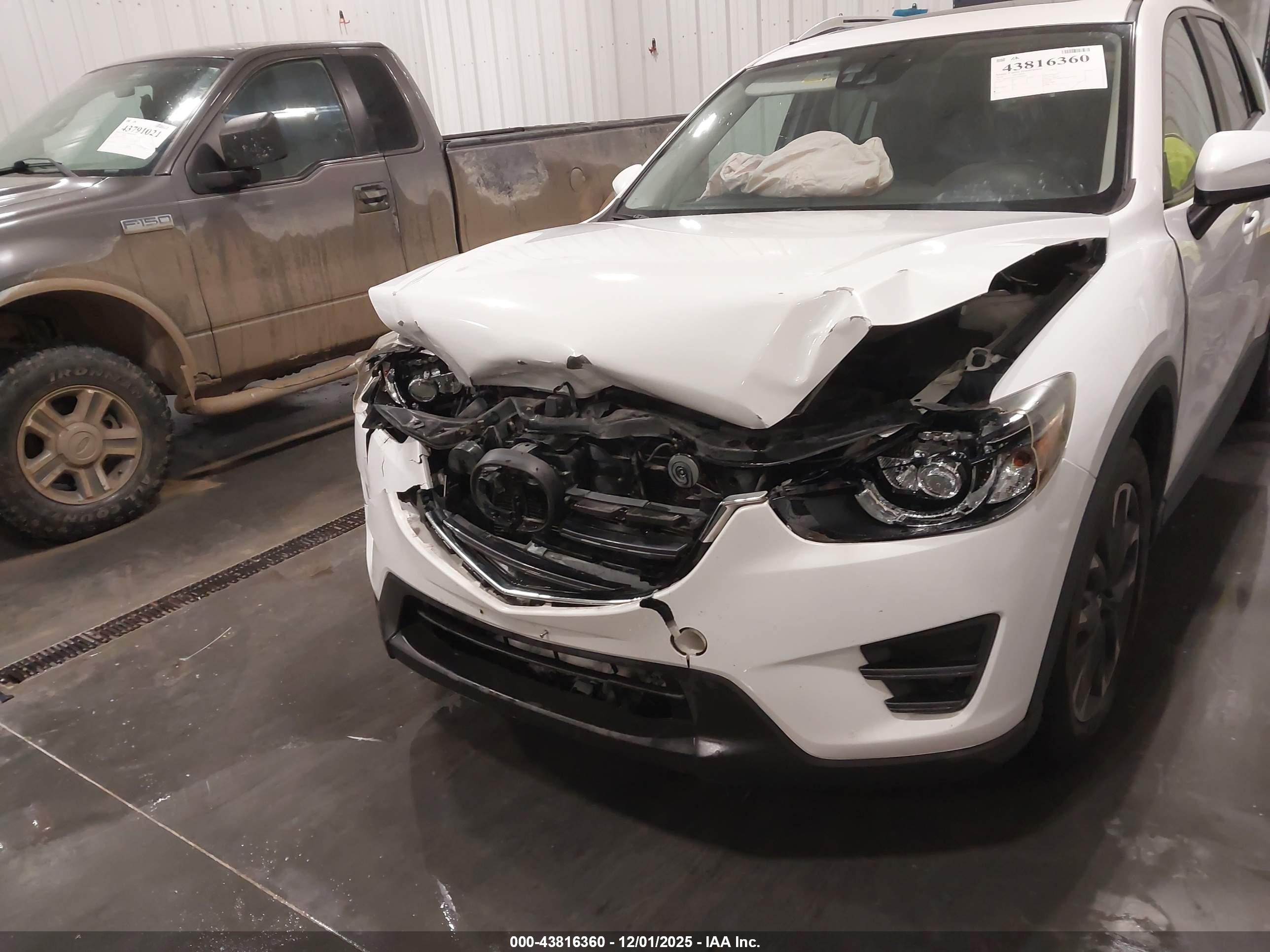 MAZDA CX-5 image 6