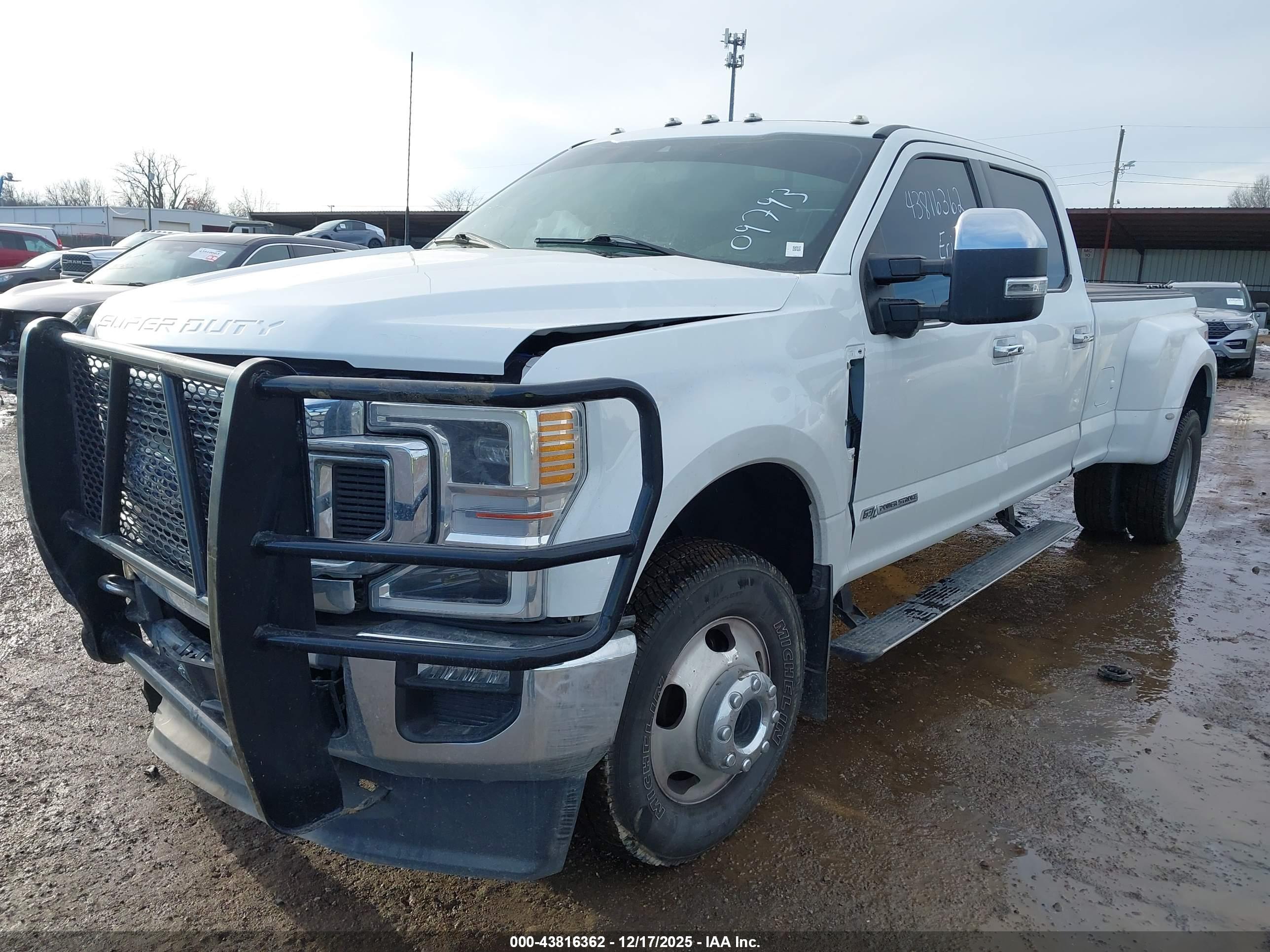 FORD F-350 image 2