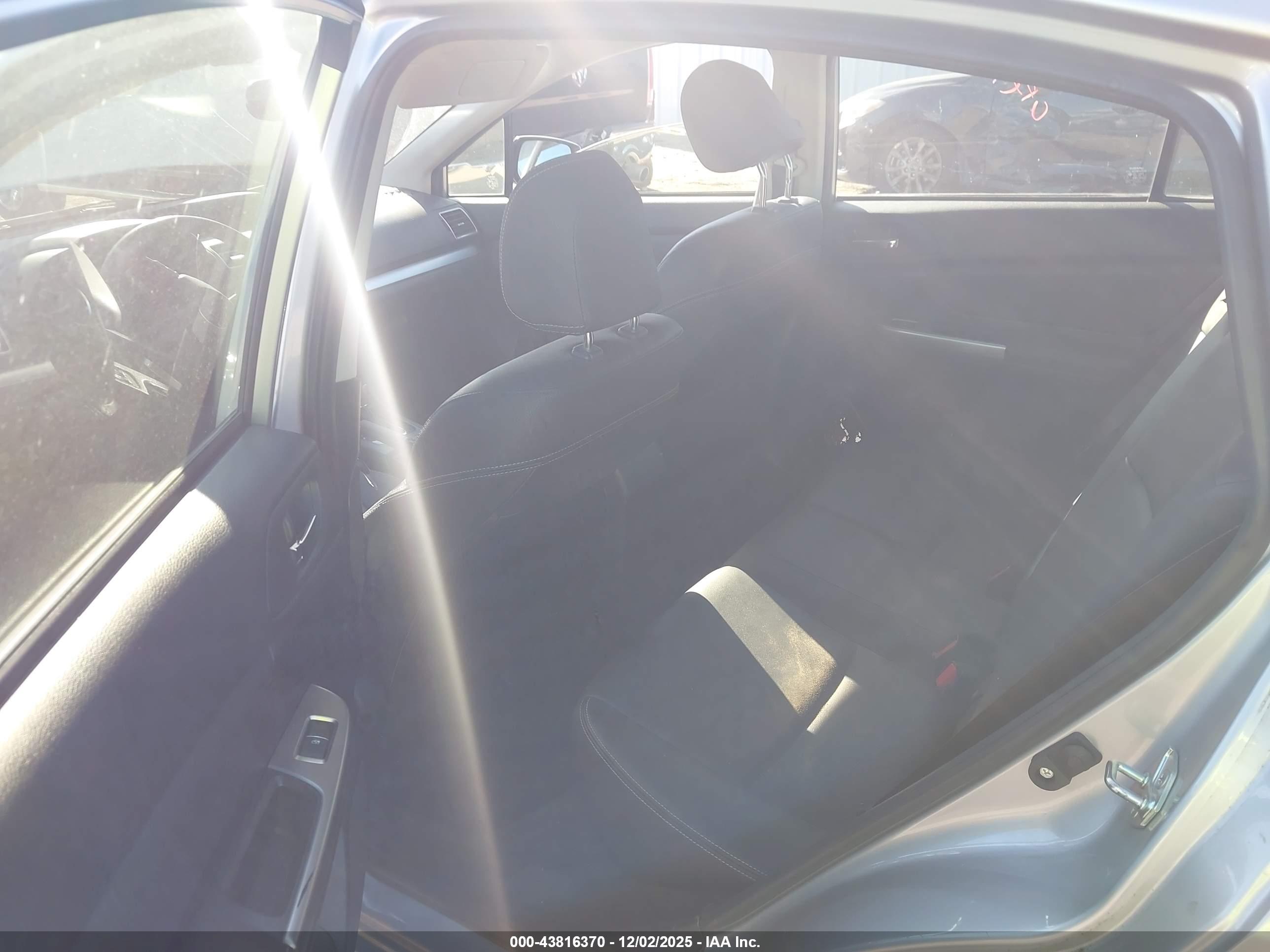 SUBARU IMPREZA image 8