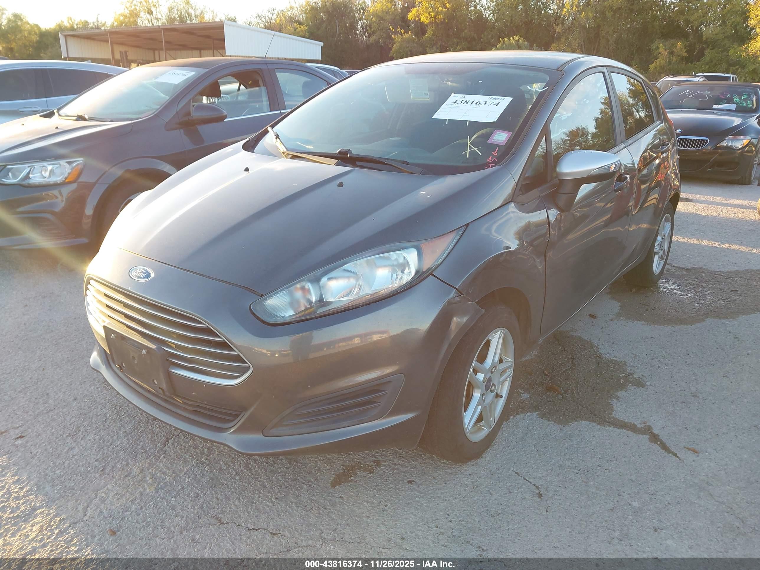 FORD FIESTA image 2