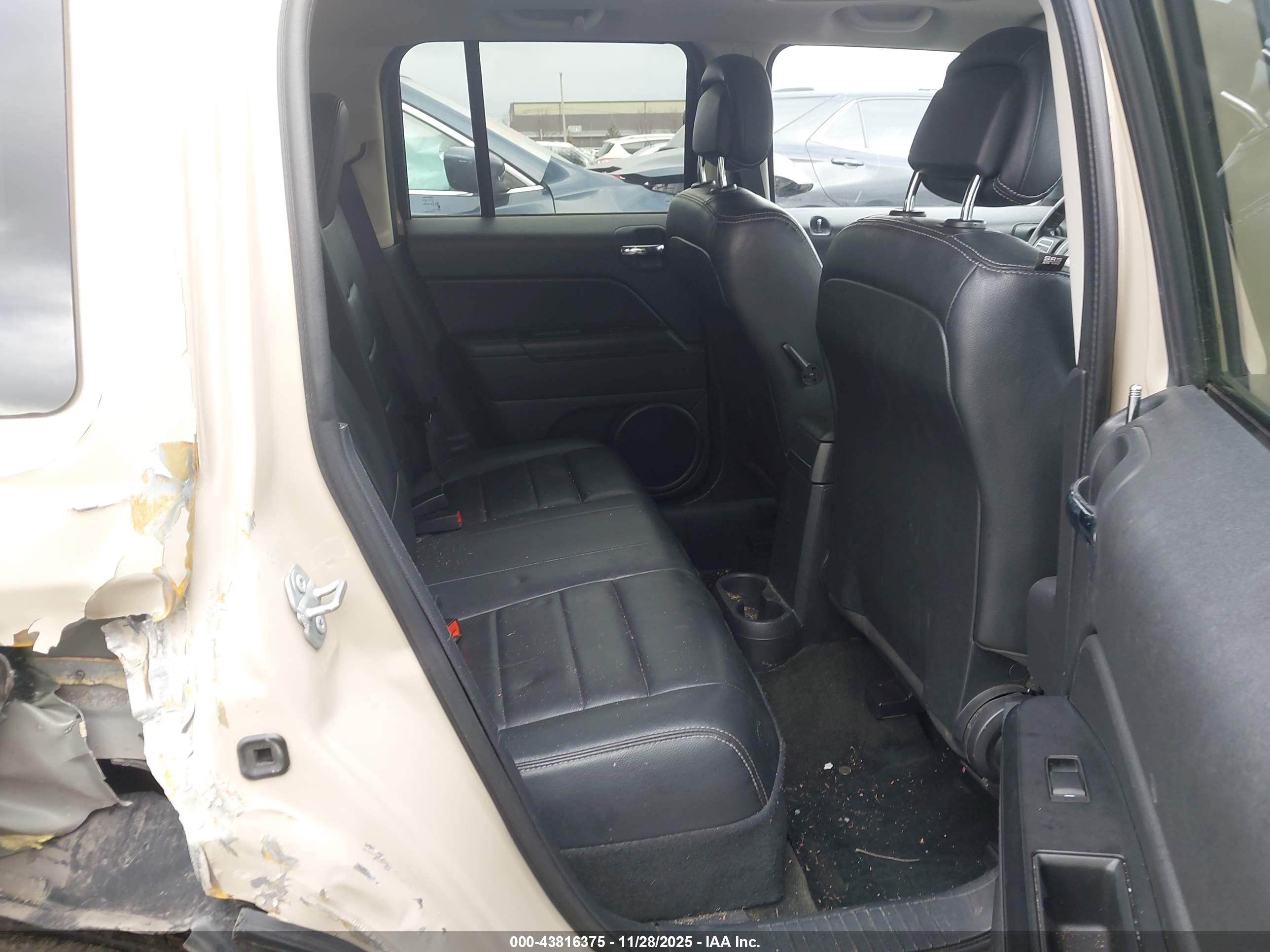 JEEP PATRIOT image 8