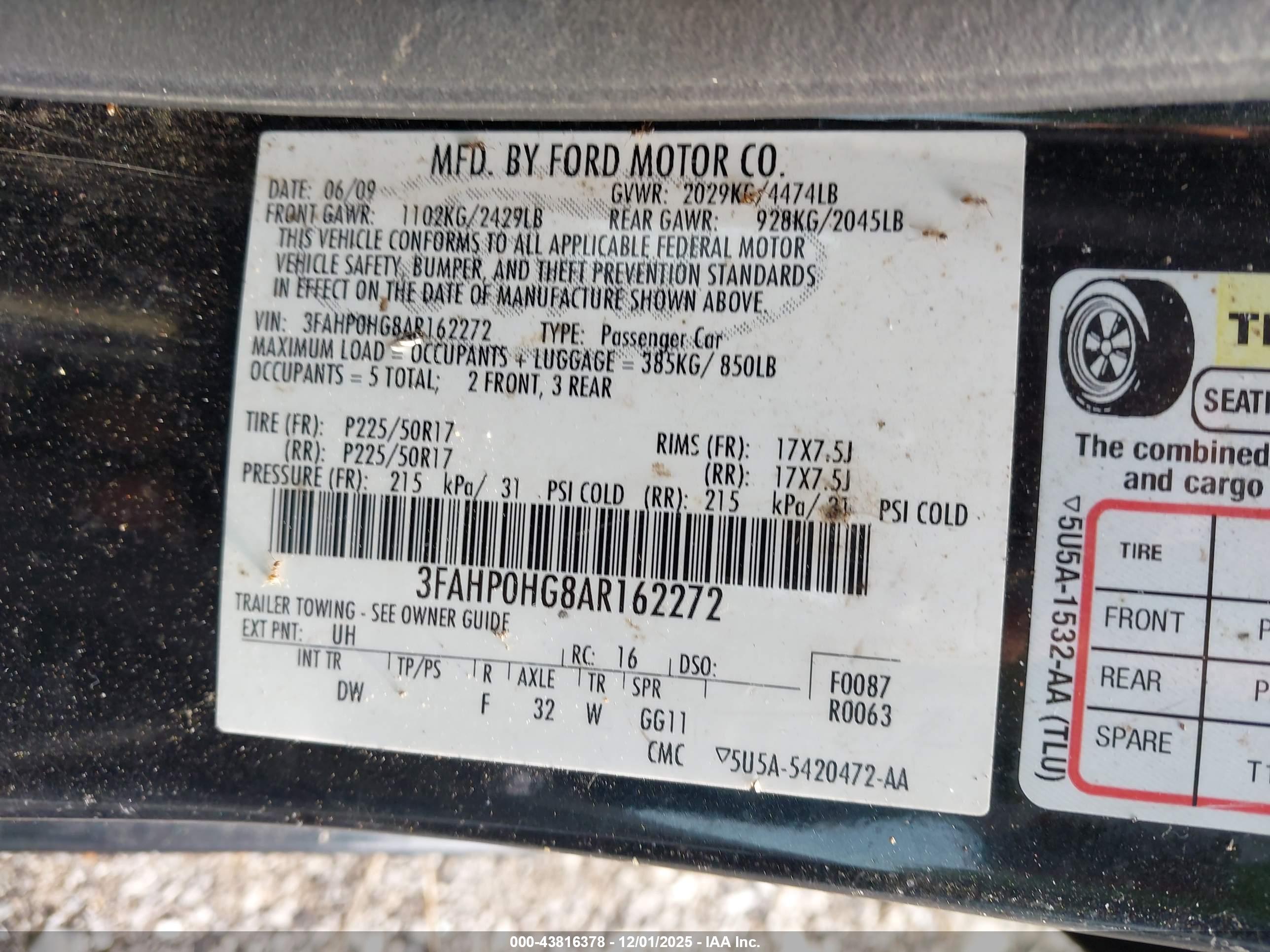 FORD FUSION image 9
