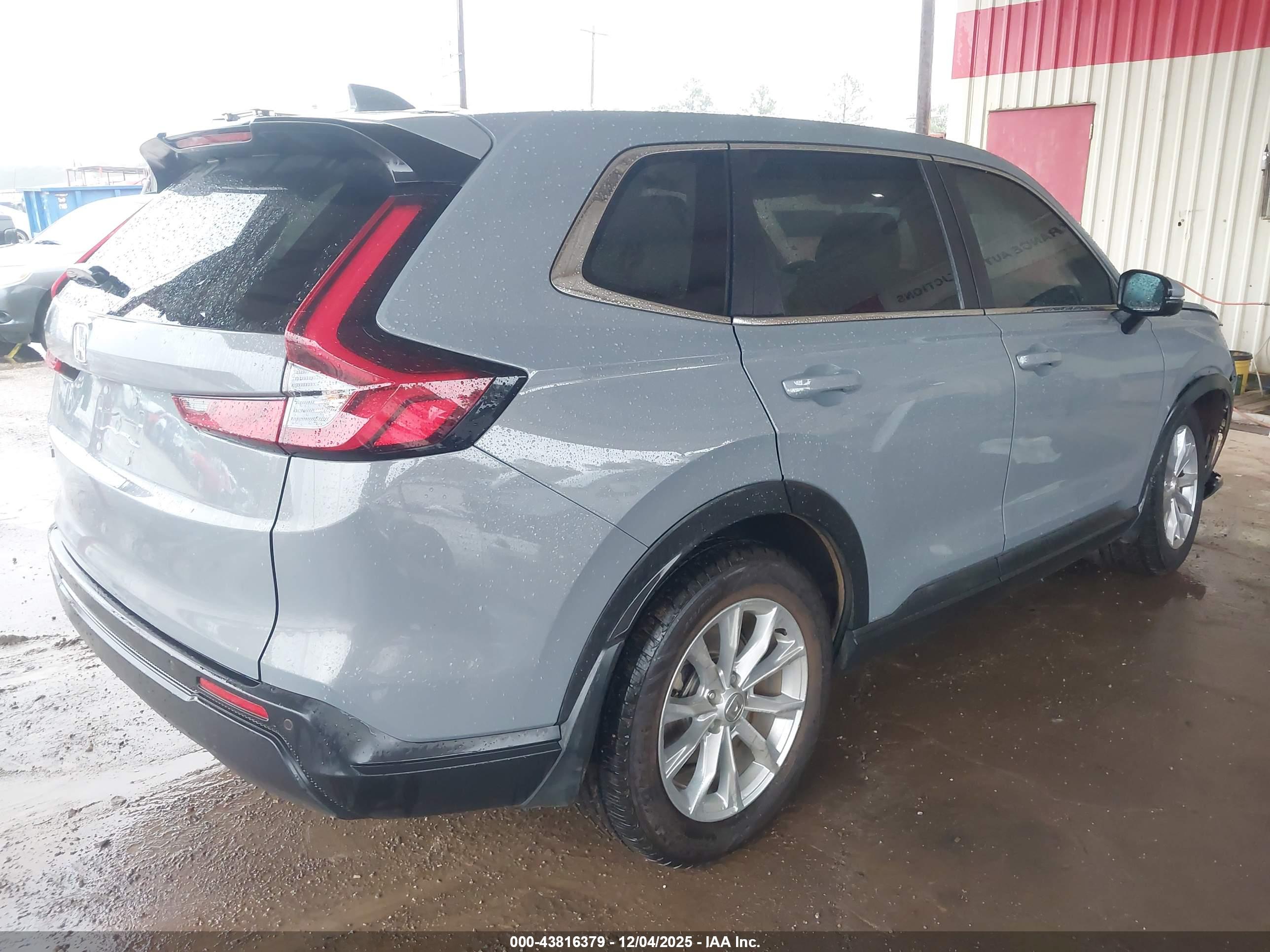 HONDA CR-V image 4