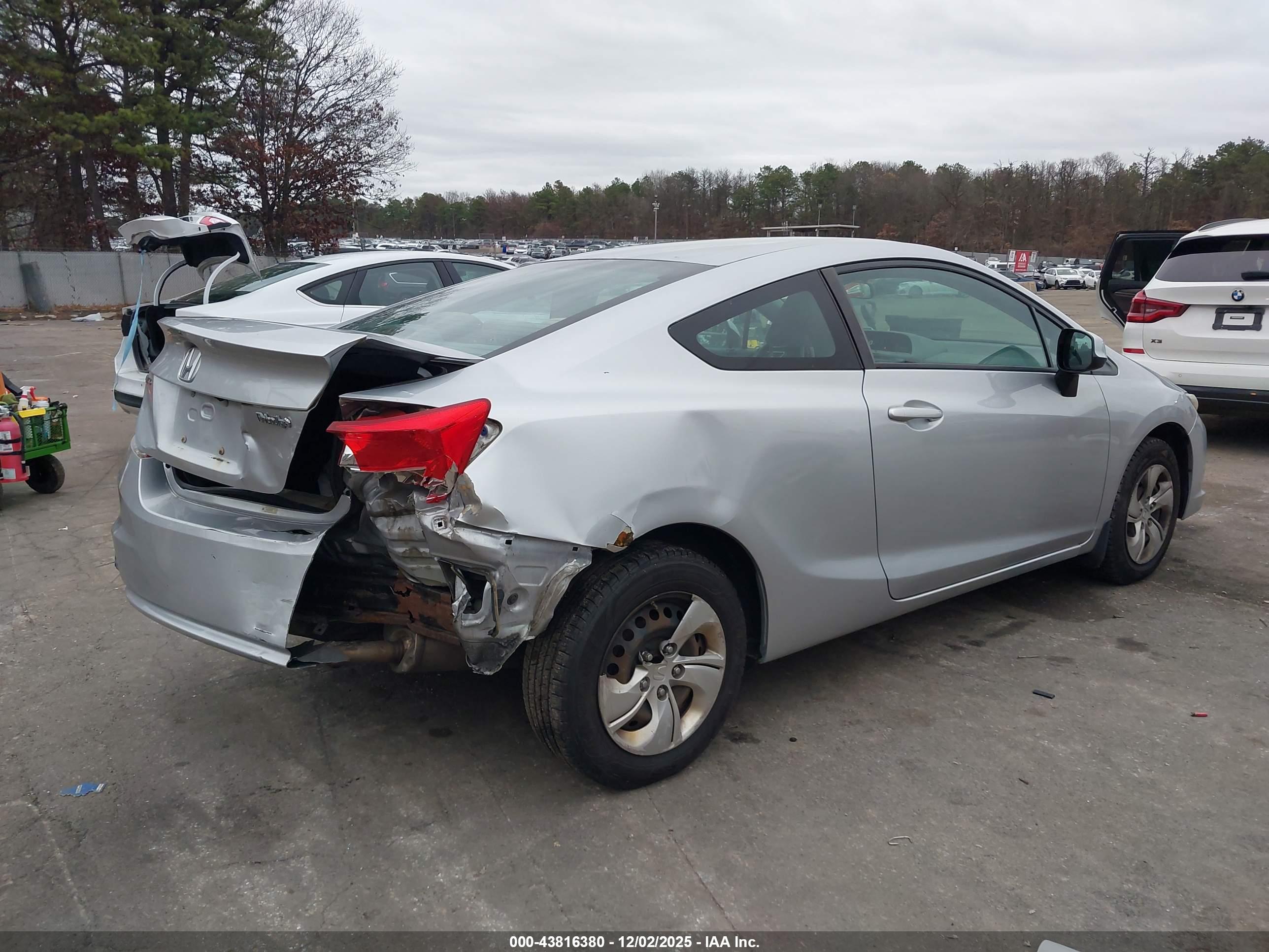 HONDA CIVIC image 4