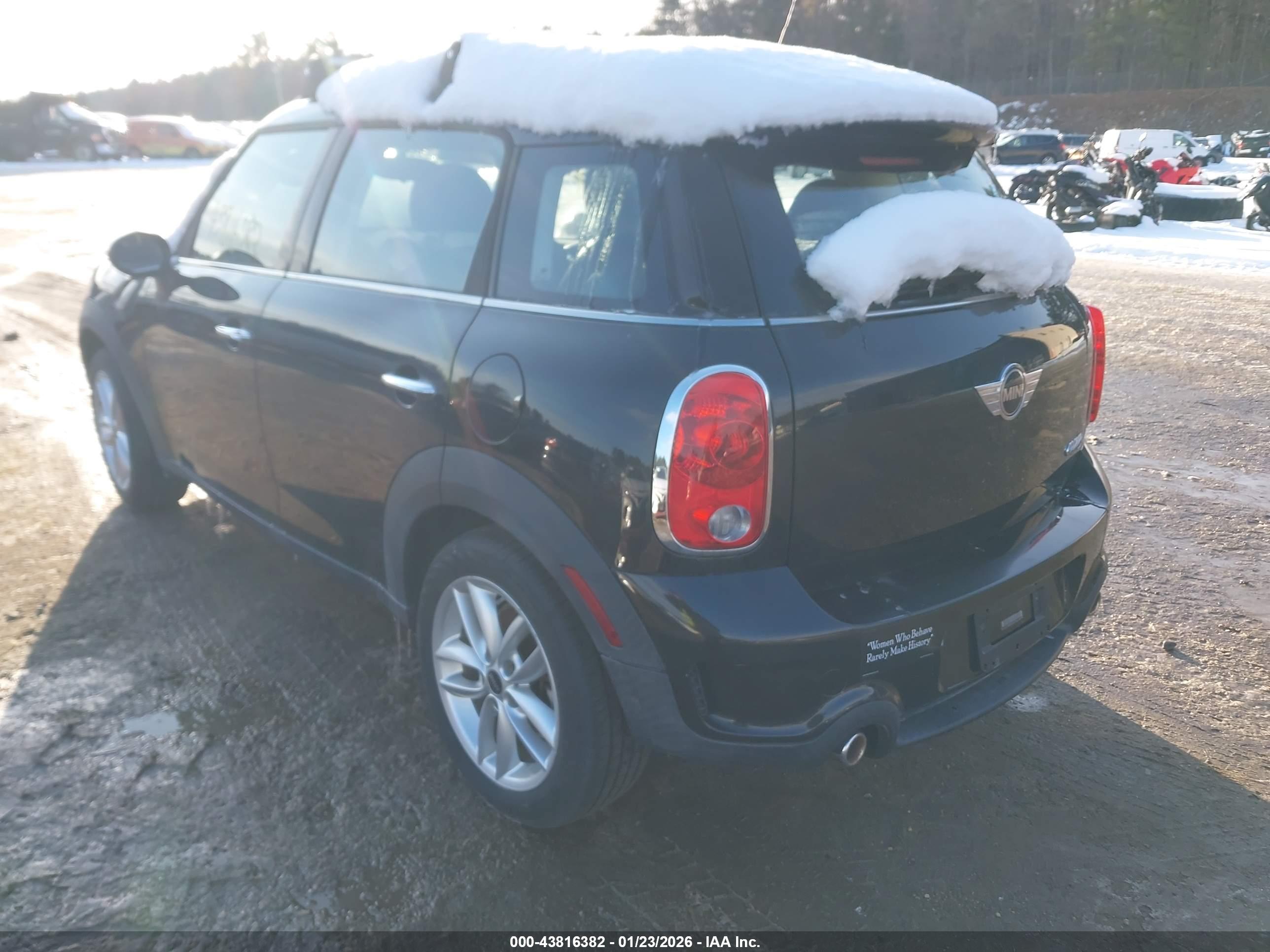 MINI COOPER image 3