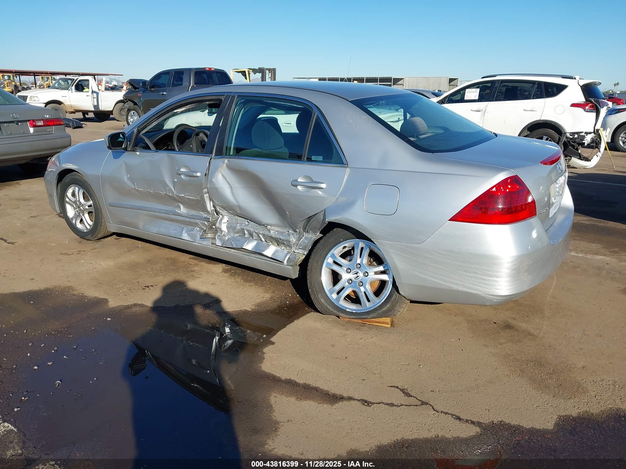 HONDA ACCORD image 6