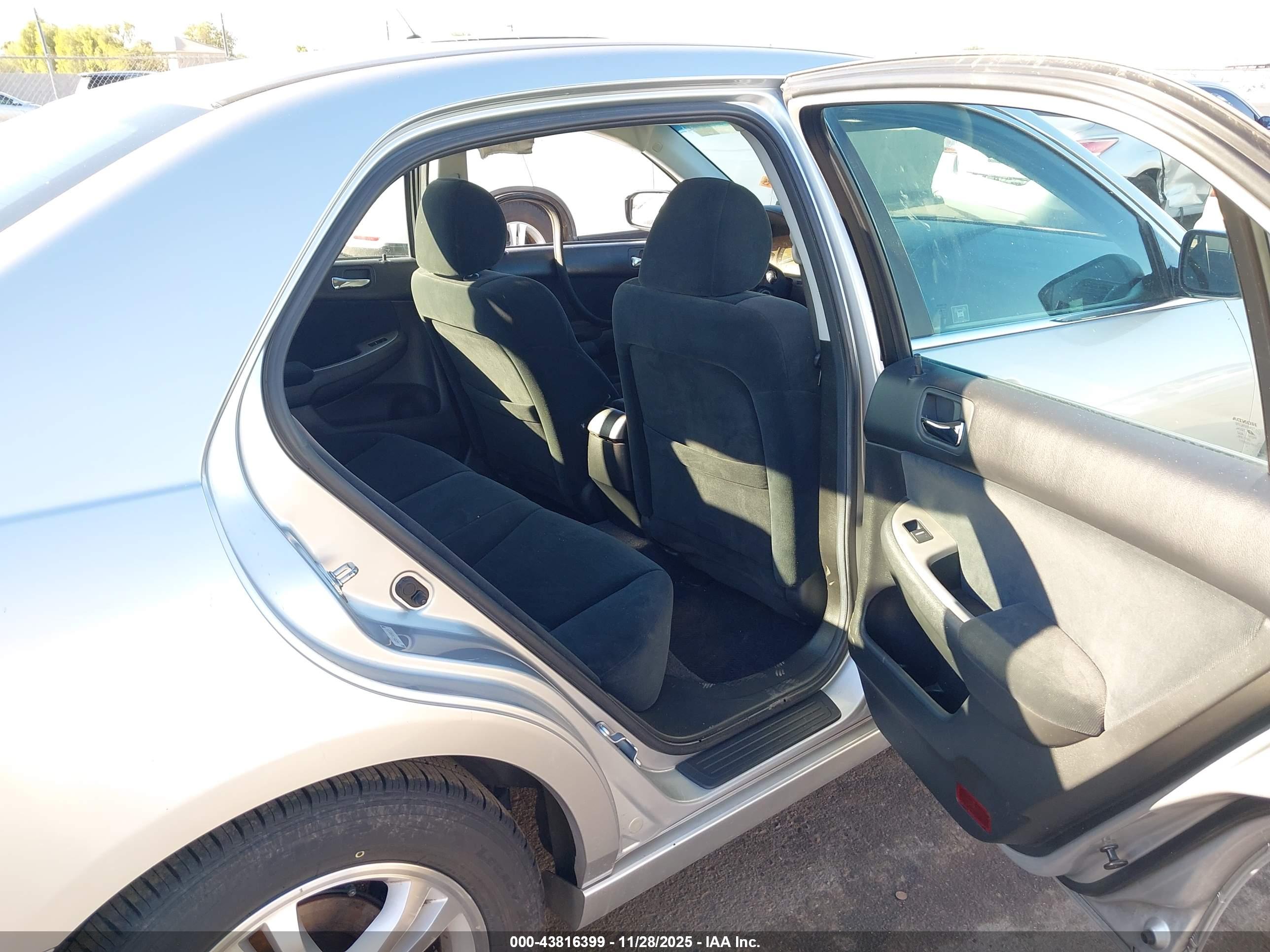HONDA ACCORD image 8