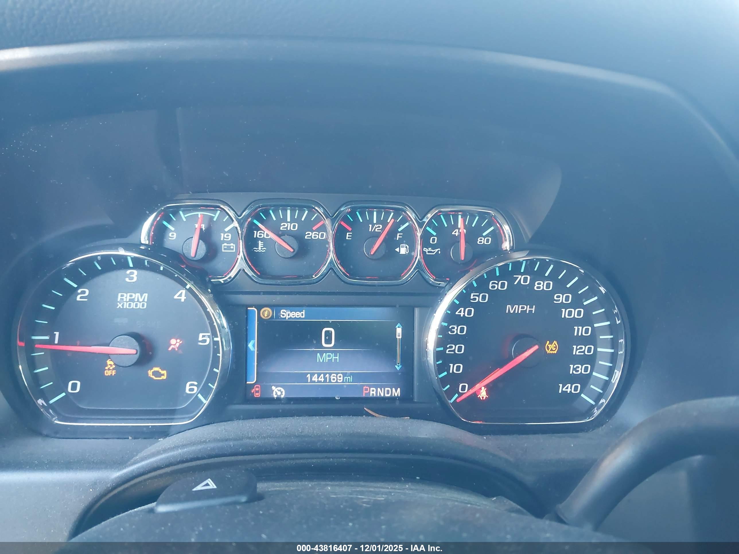 CHEVROLET SILVERADO image 7