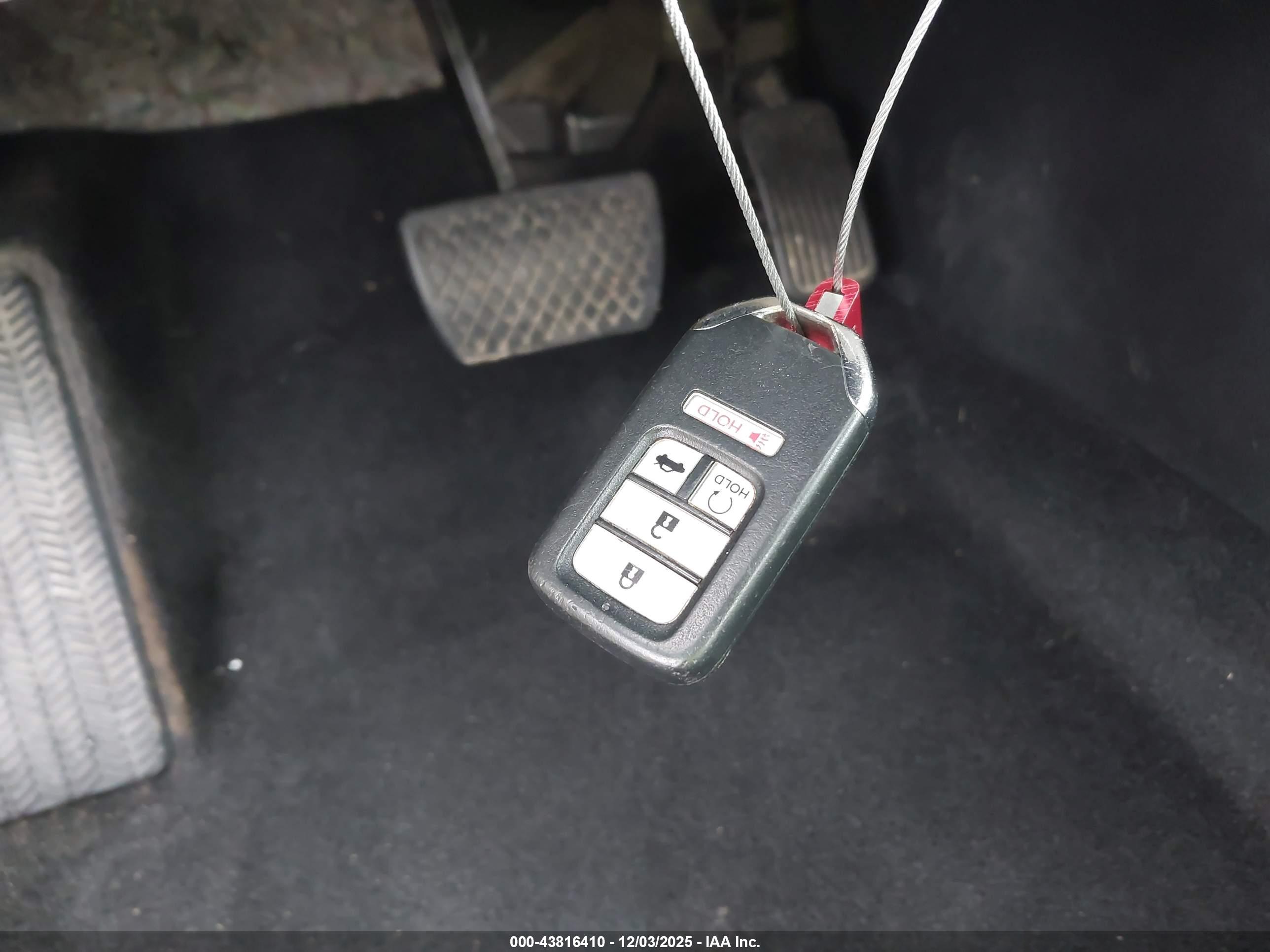 HONDA ACCORD image 11