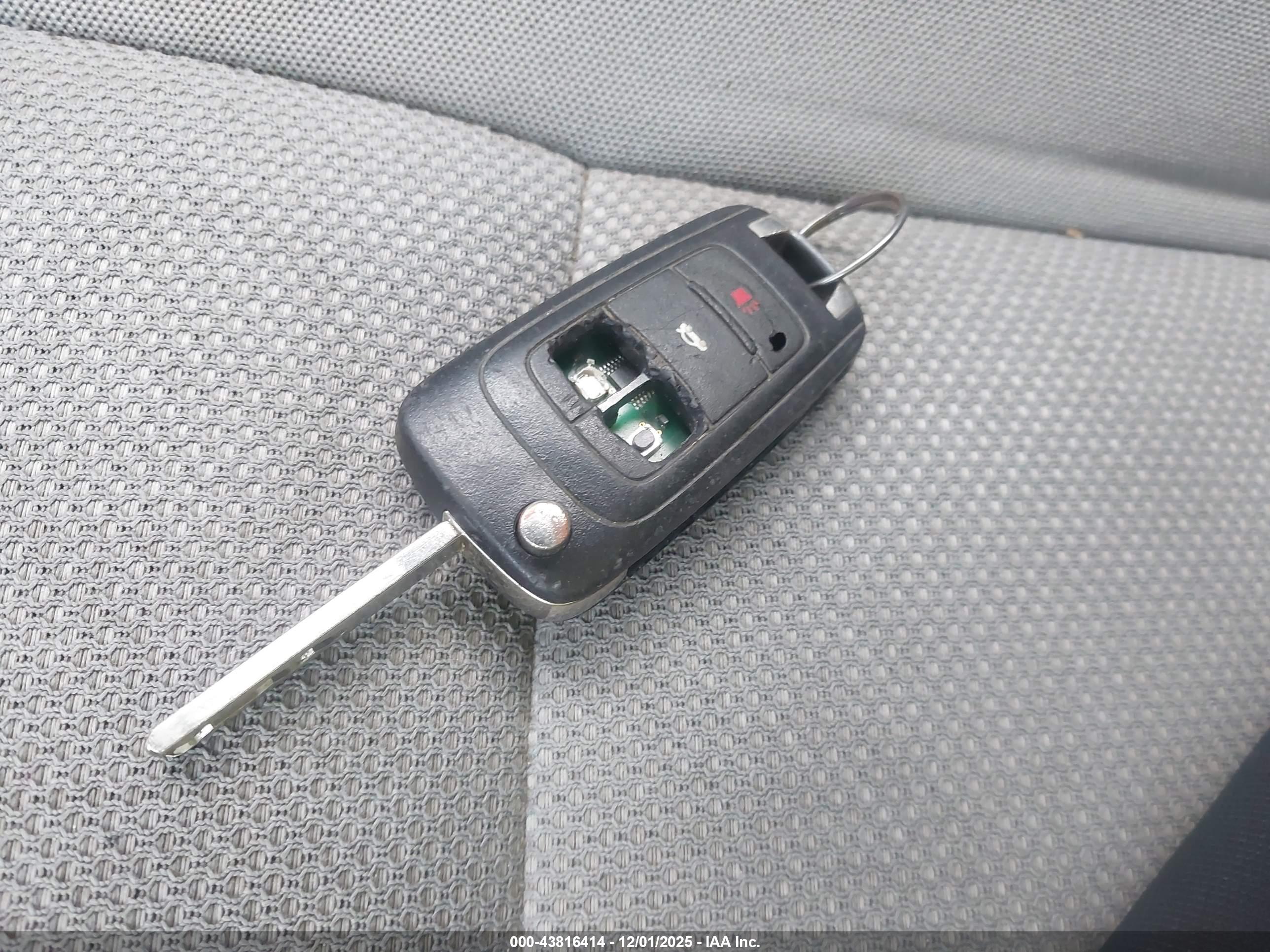 CHEVROLET CRUZE image 11