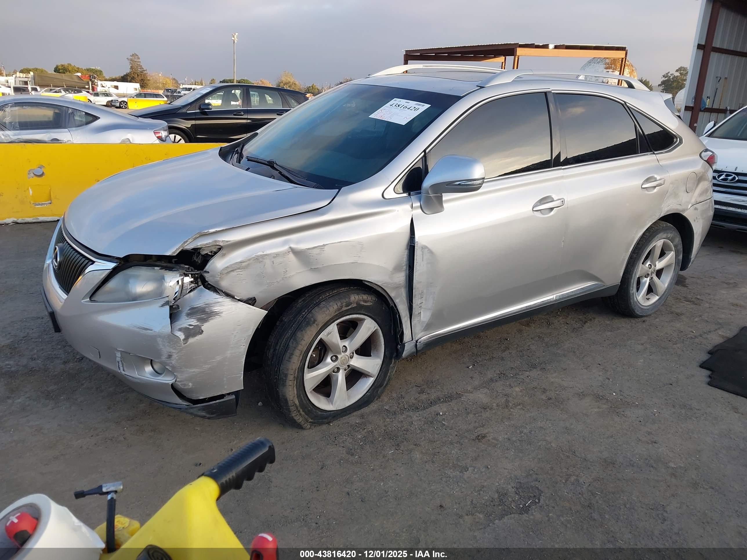 LEXUS RX image 2