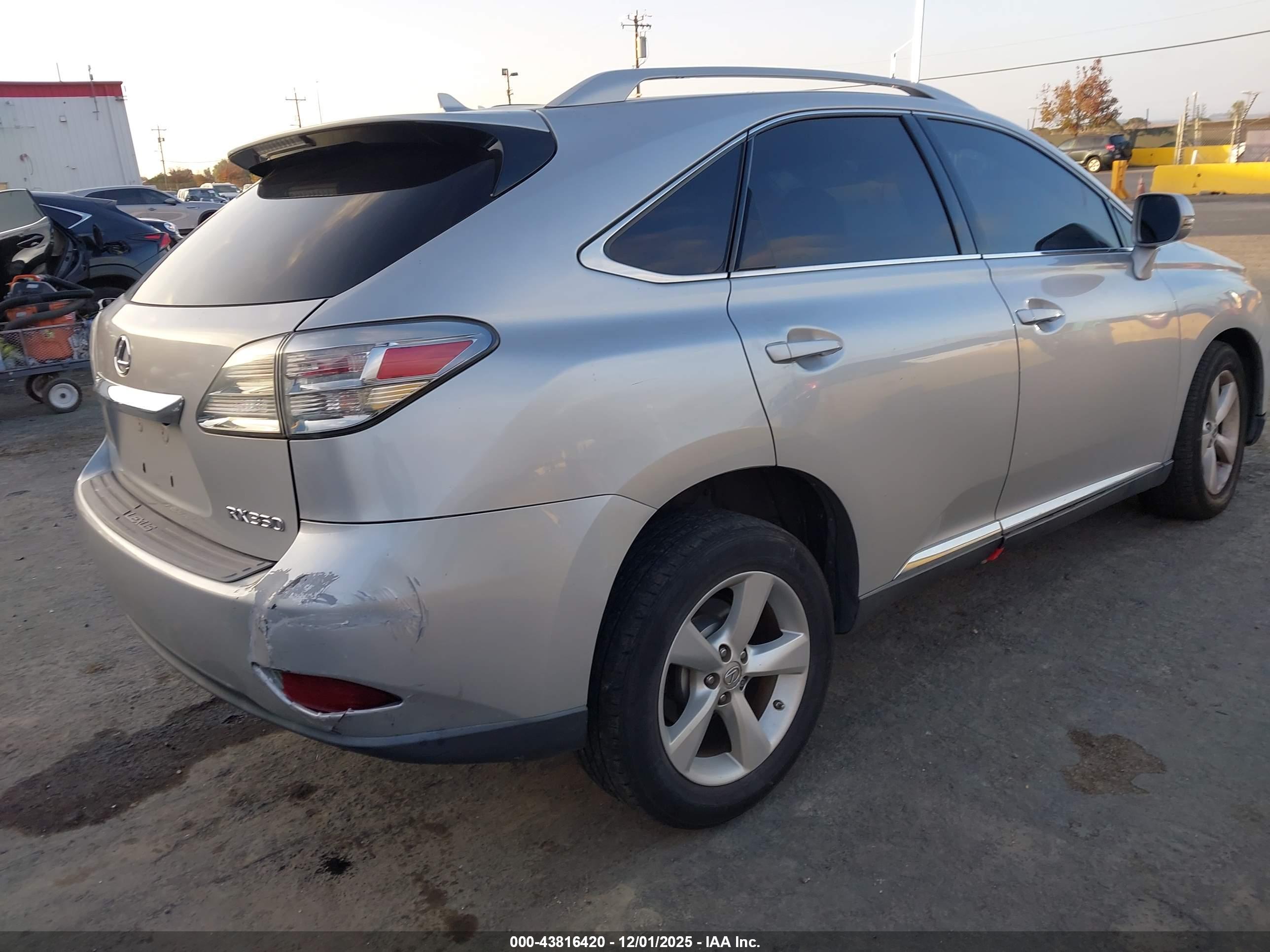 LEXUS RX image 4