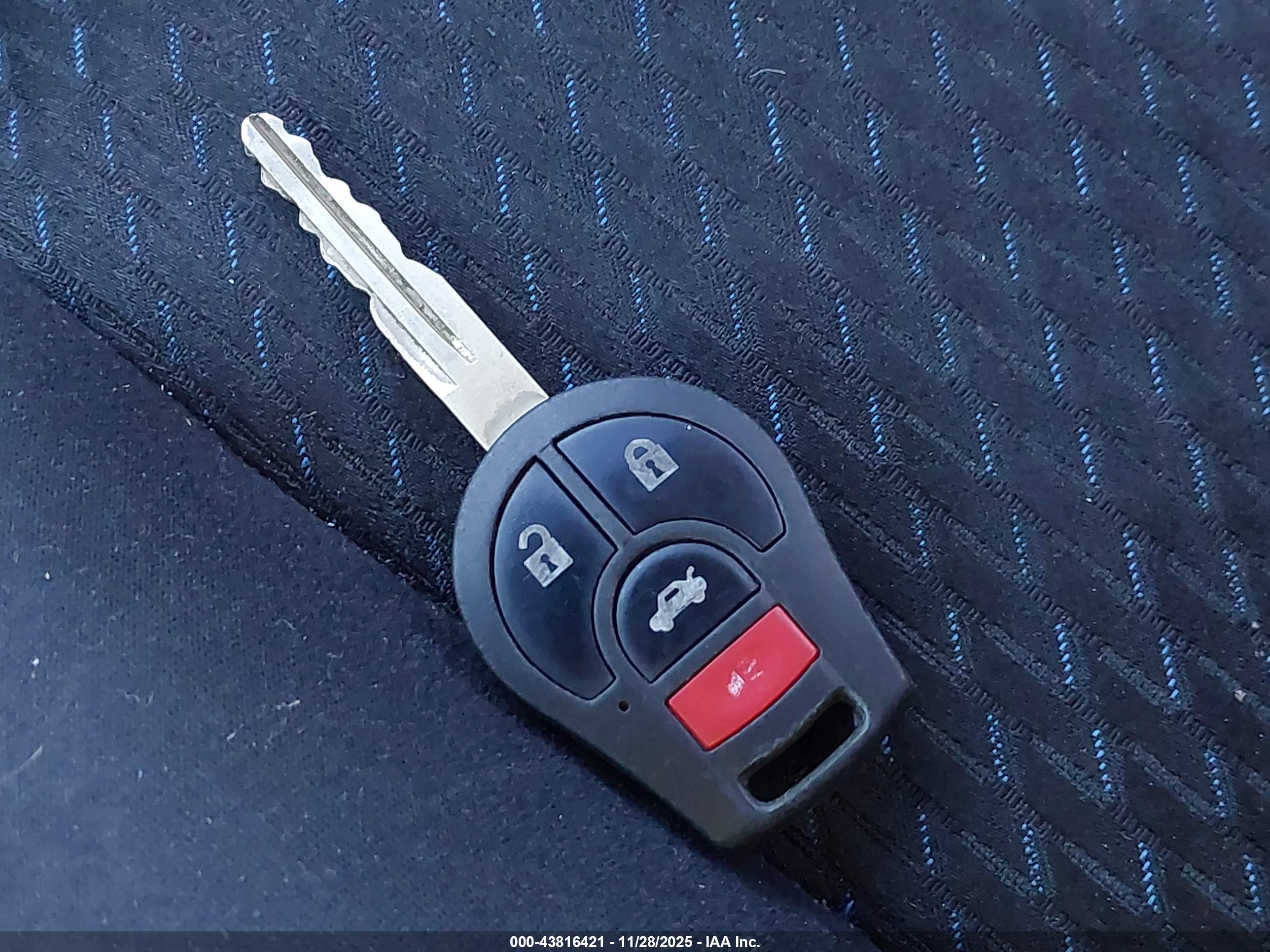 NISSAN SENTRA image 11