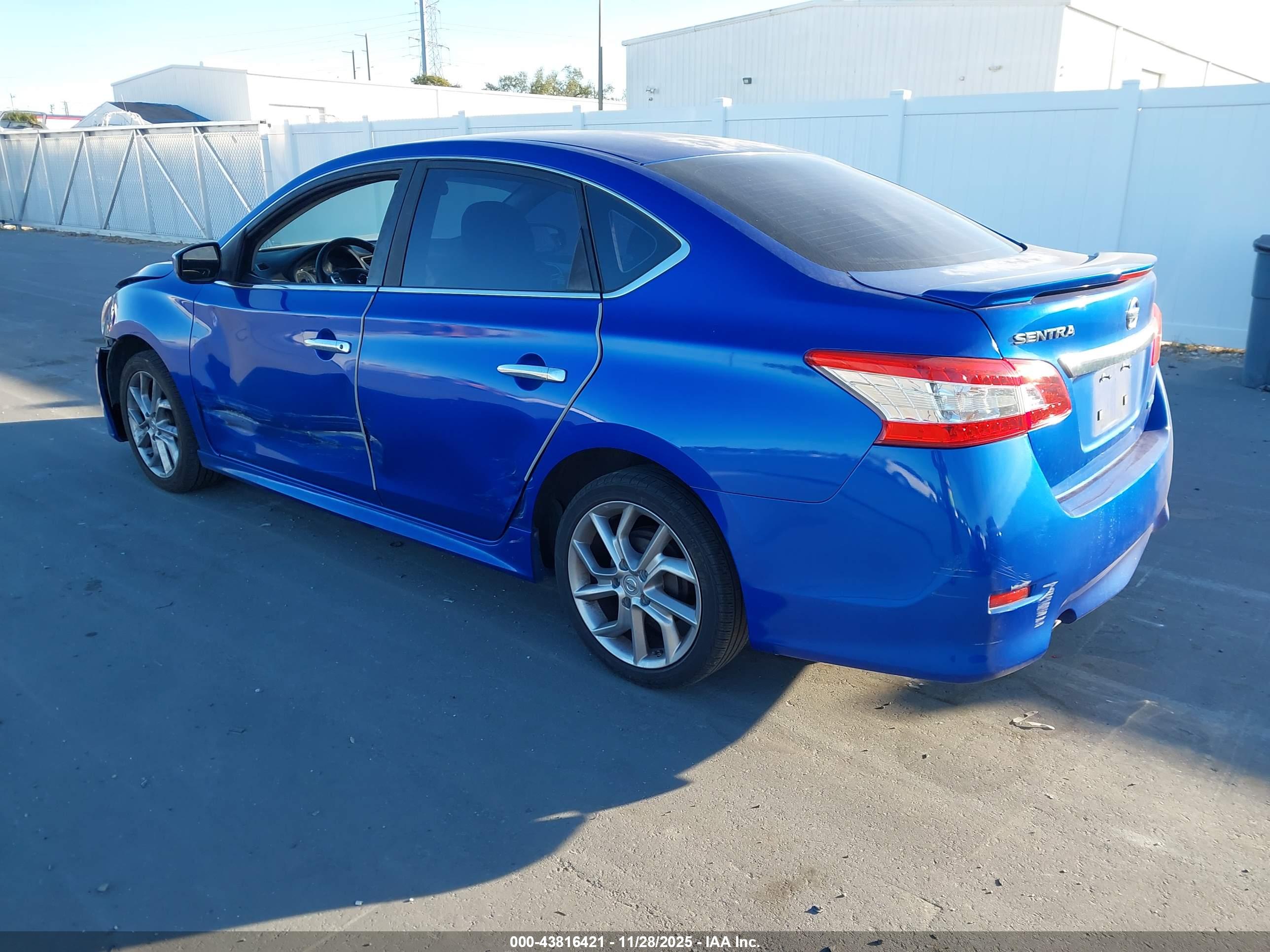 NISSAN SENTRA image 3