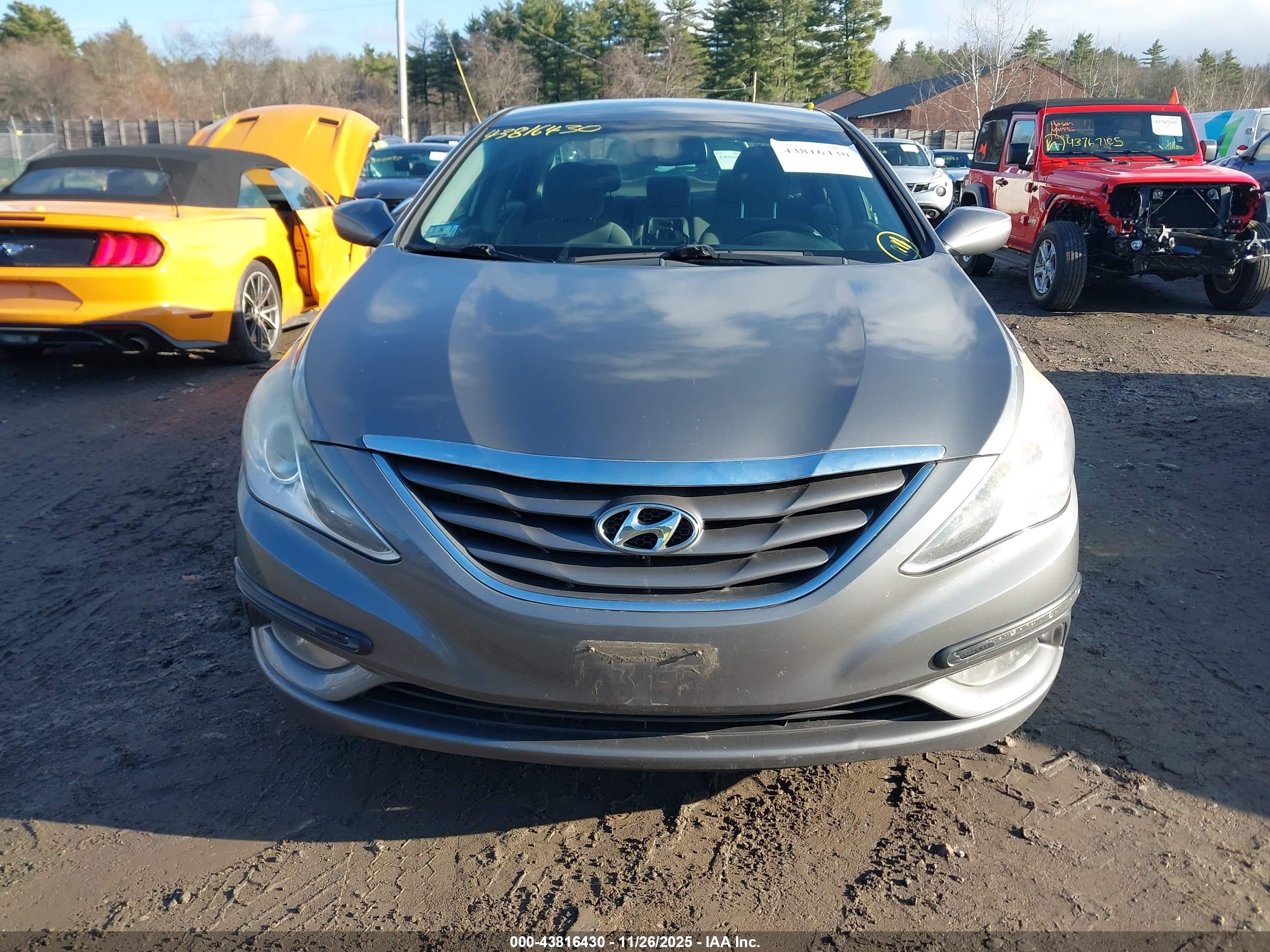 HYUNDAI SONATA image 6