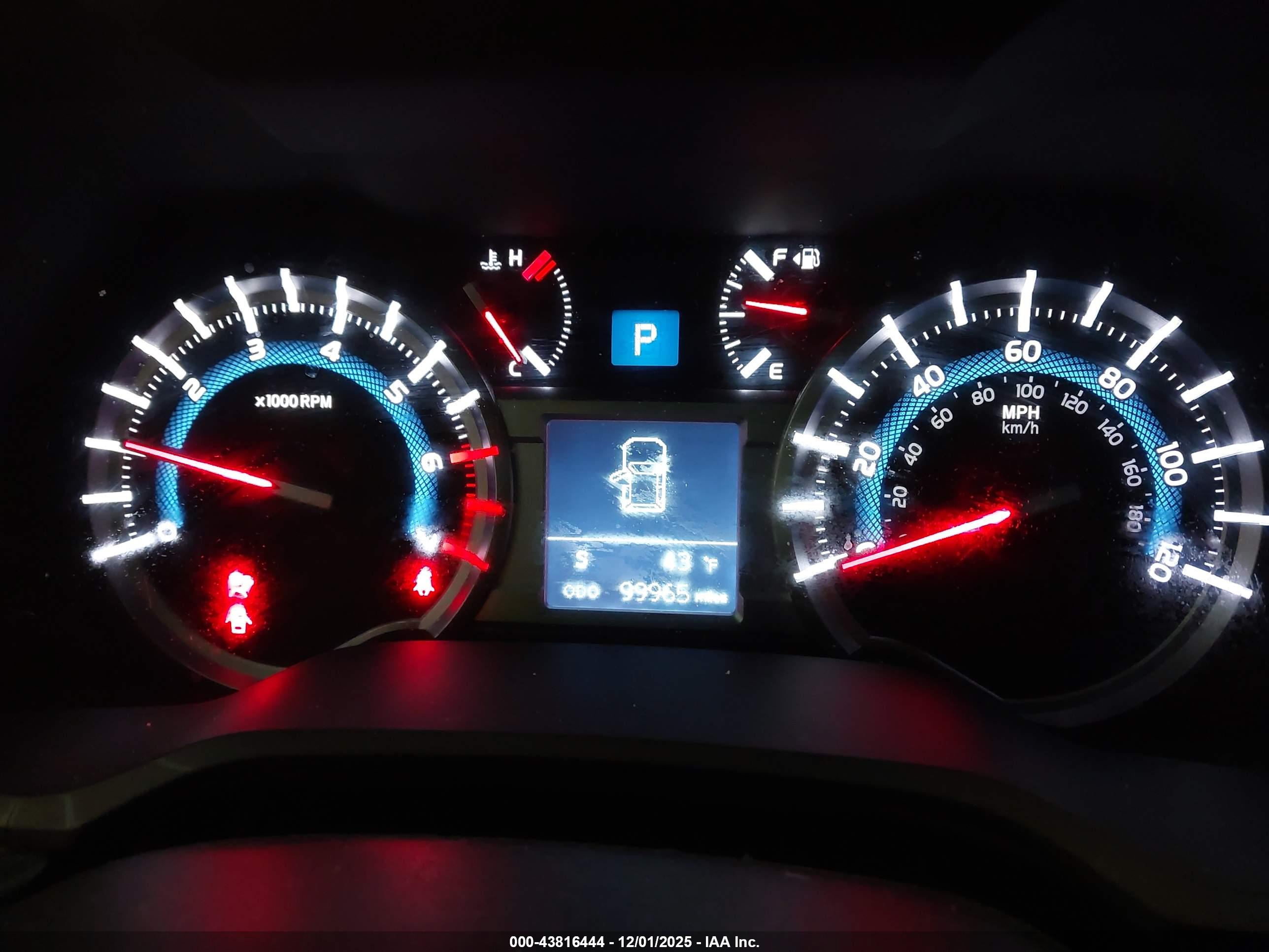 TOYOTA 4RUNNER image 7