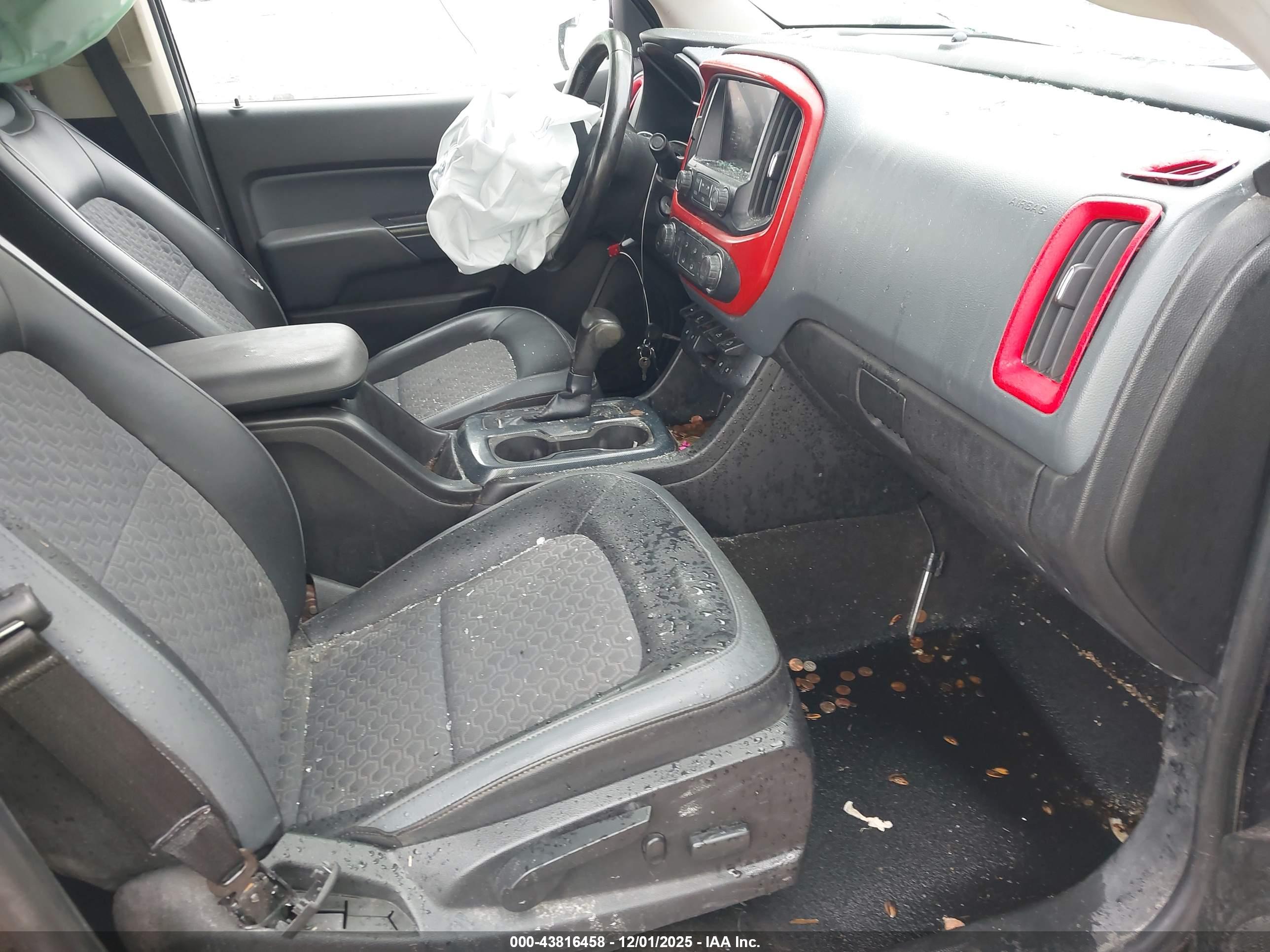 CHEVROLET COLORADO image 5
