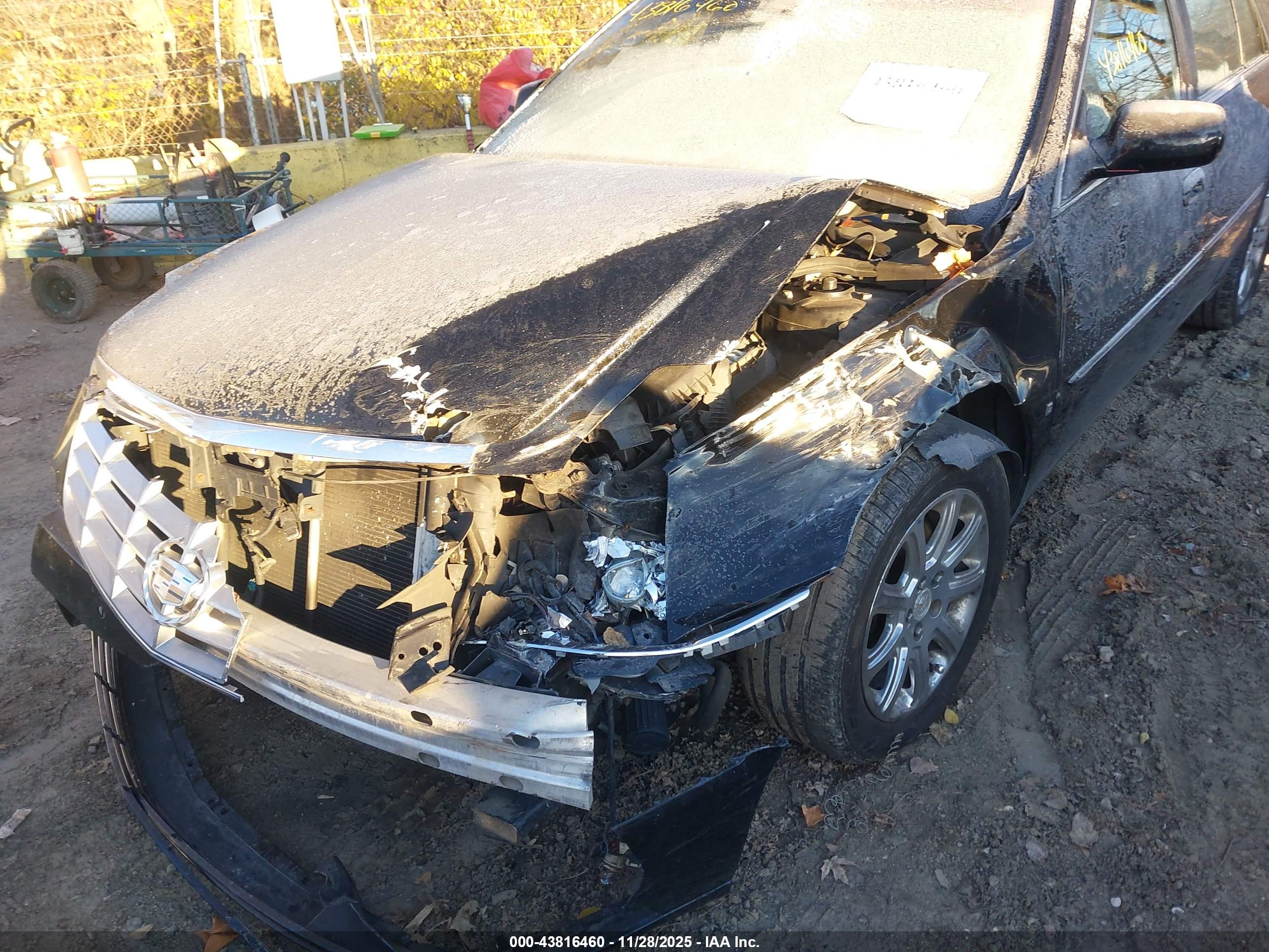 CADILLAC DTS image 6