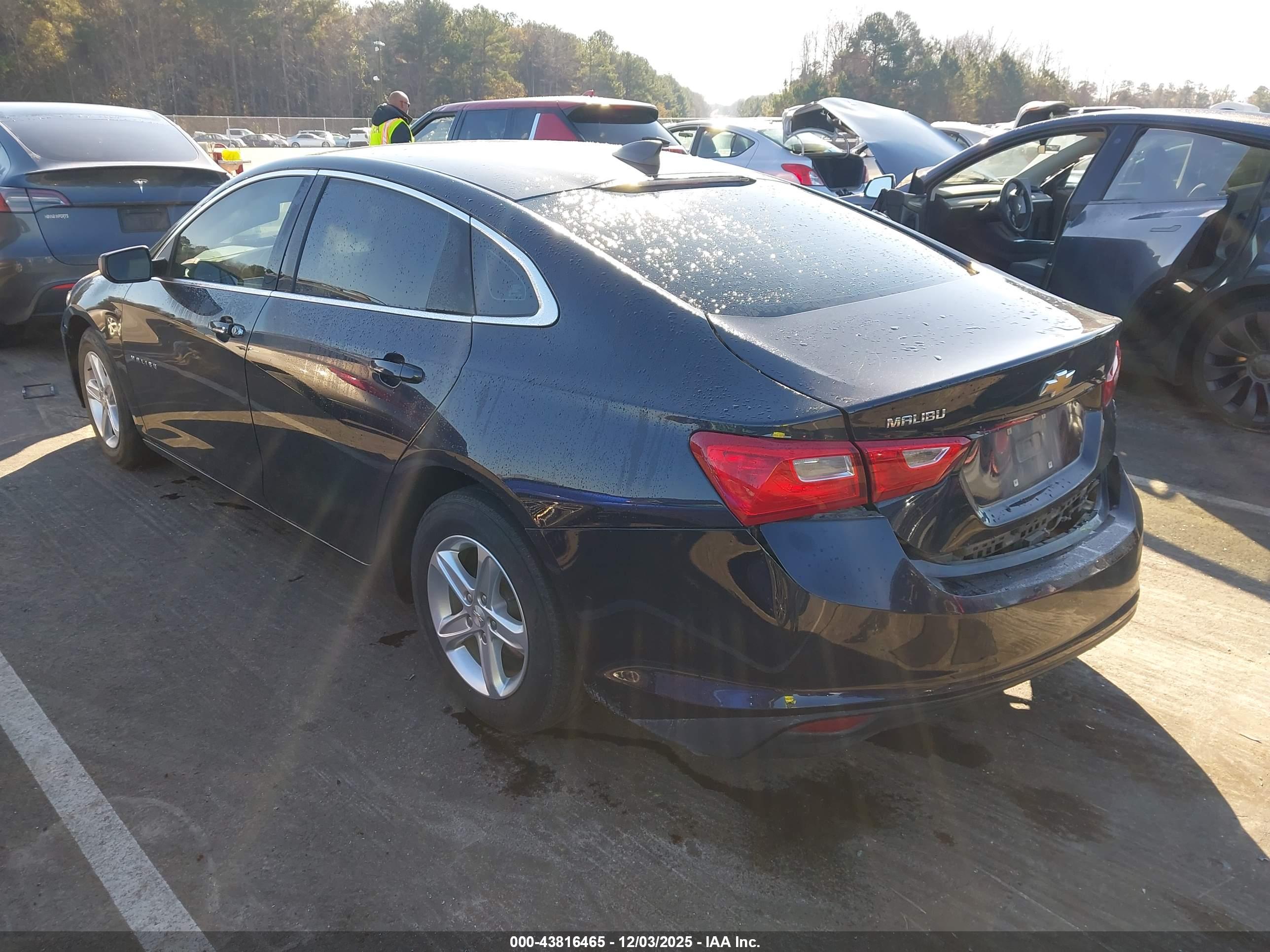 CHEVROLET MALIBU image 3