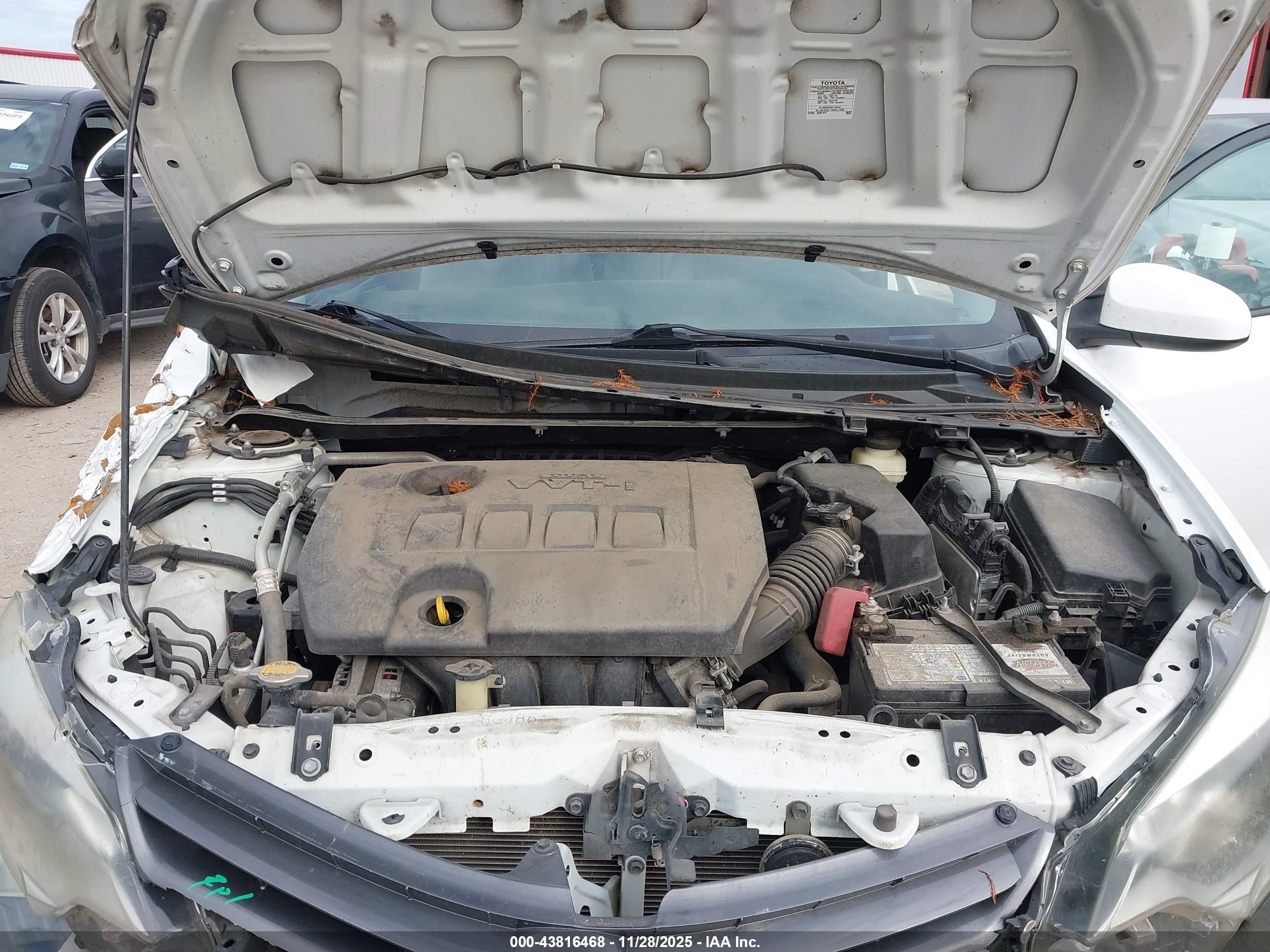 TOYOTA COROLLA image 10