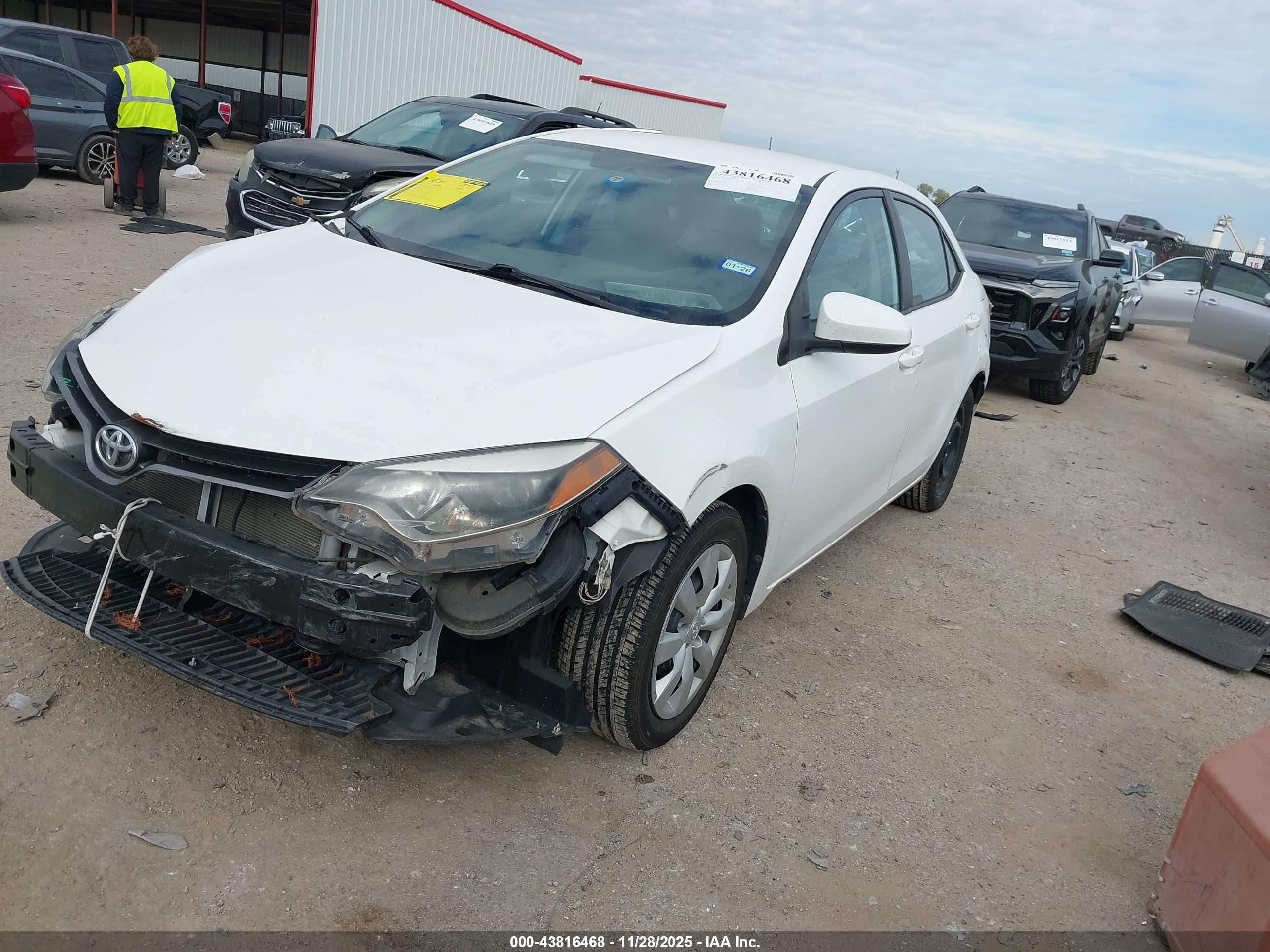 TOYOTA COROLLA image 2