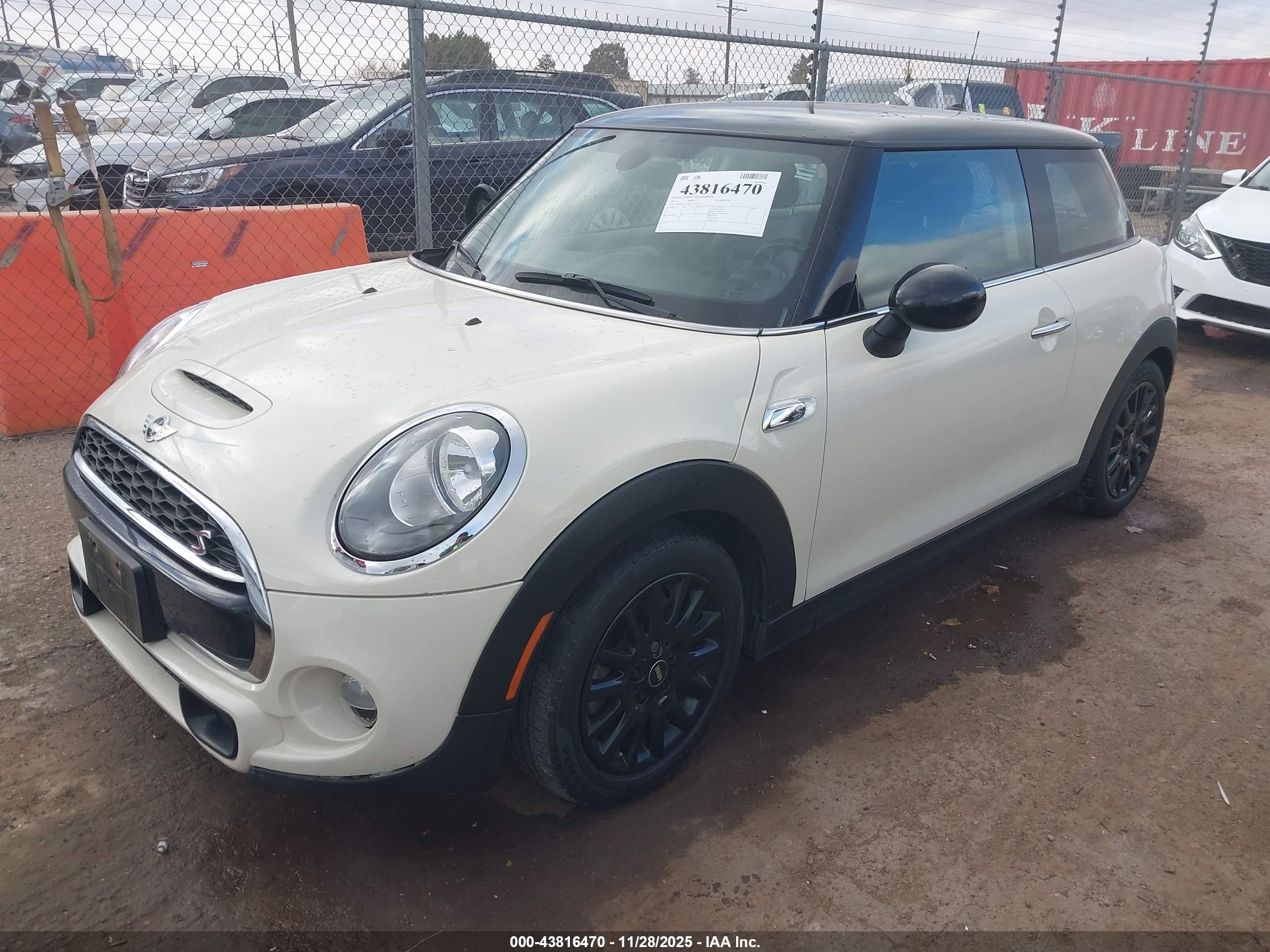 MINI HARDTOP image 2